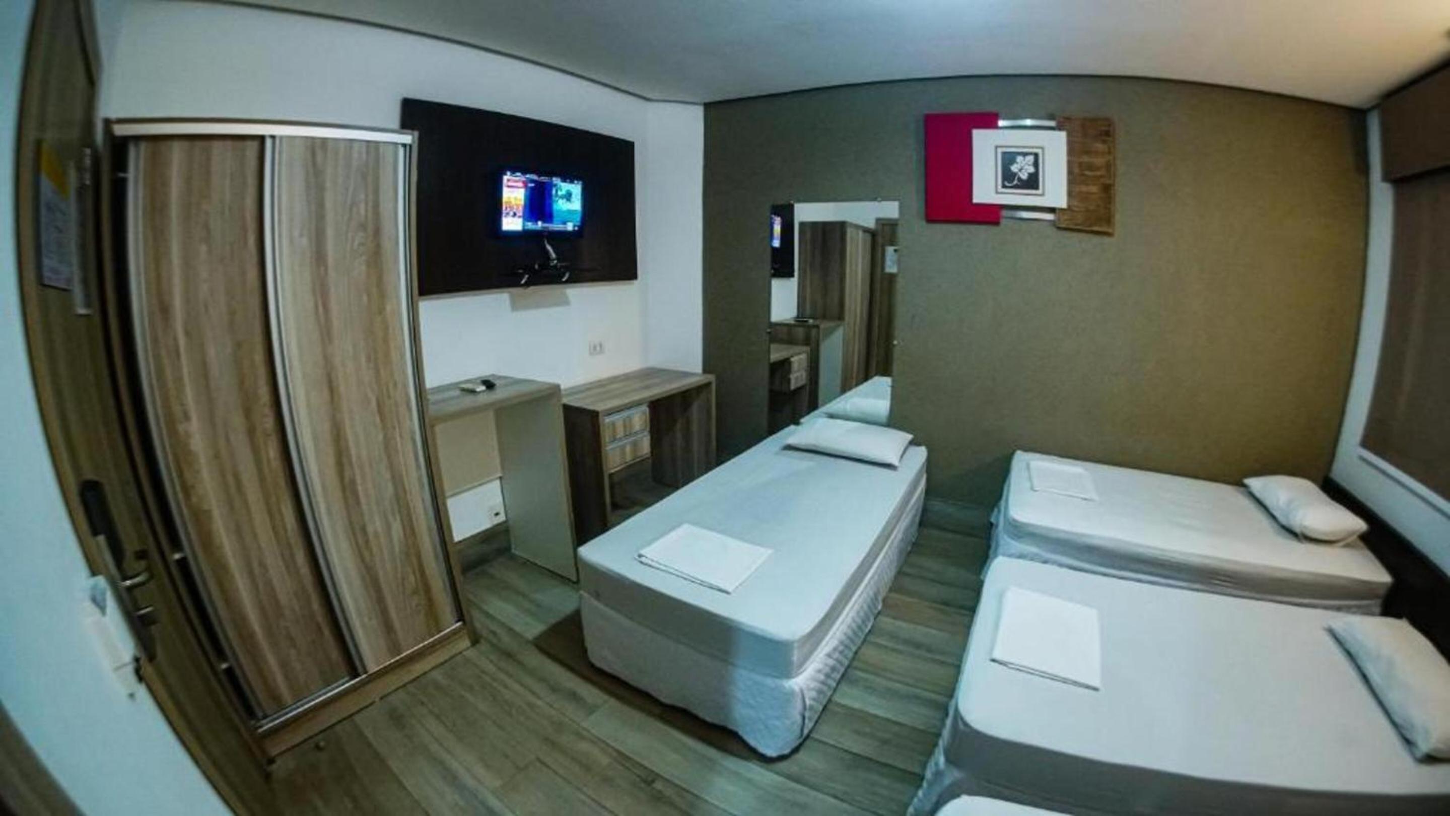 Standard Quadruple Room photo 2