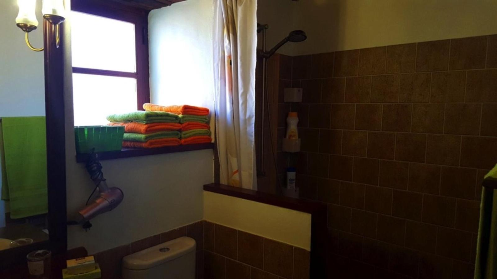 Two-Bedroom House photo 3