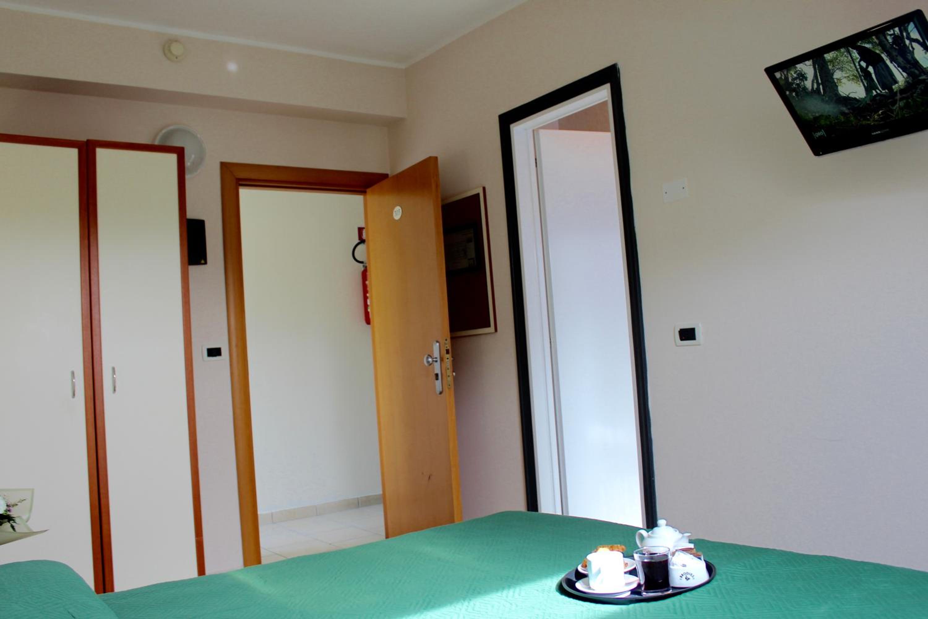Triple Room with Balcony photo 1