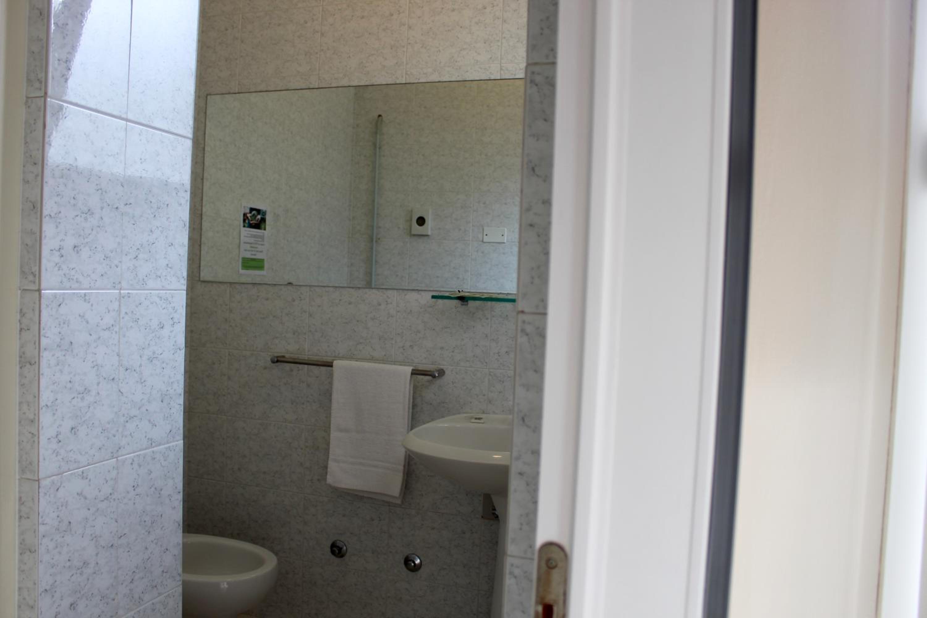 Standard Double or Twin Room with Balcony photo 2