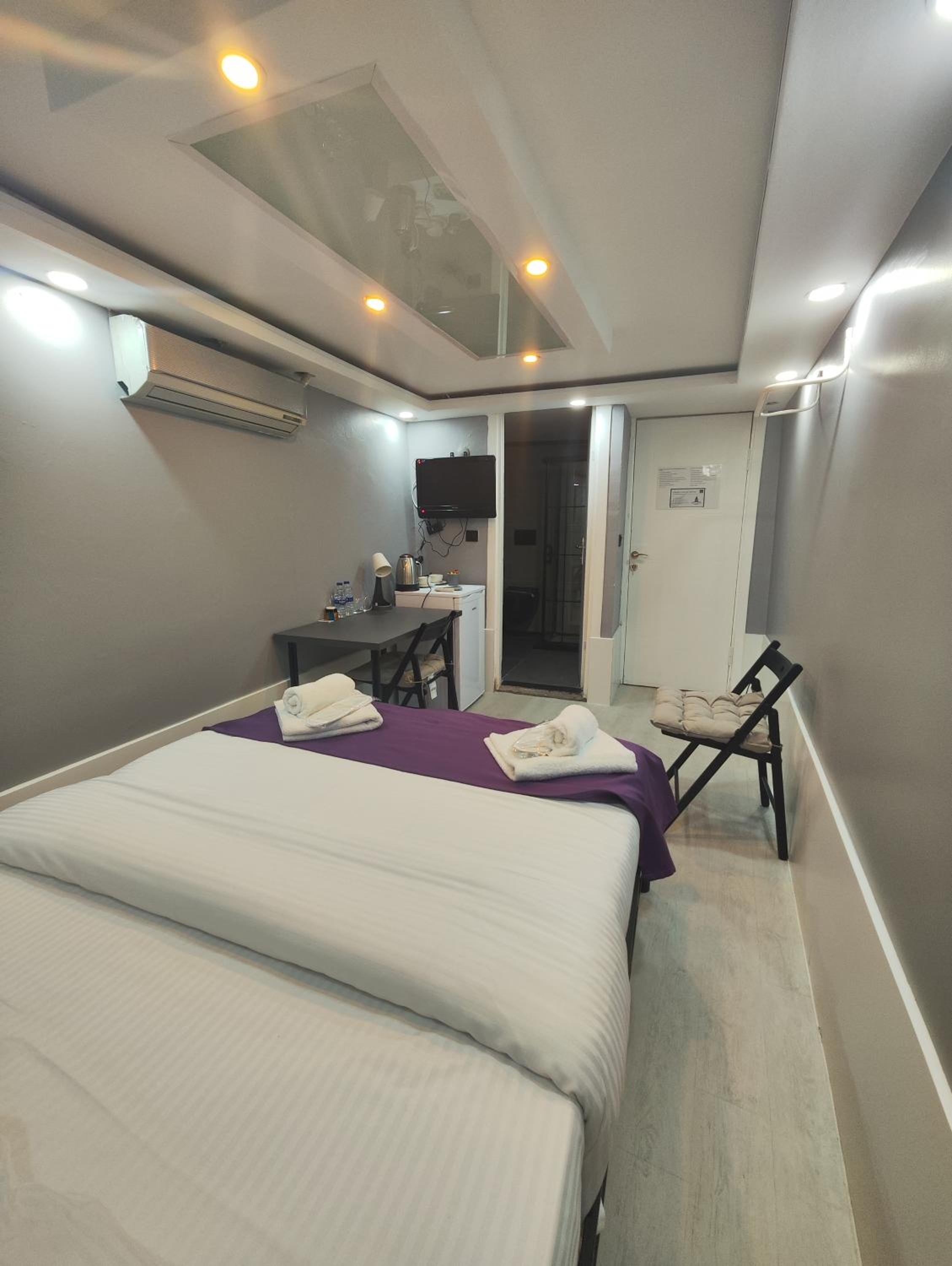 Economy Double Room