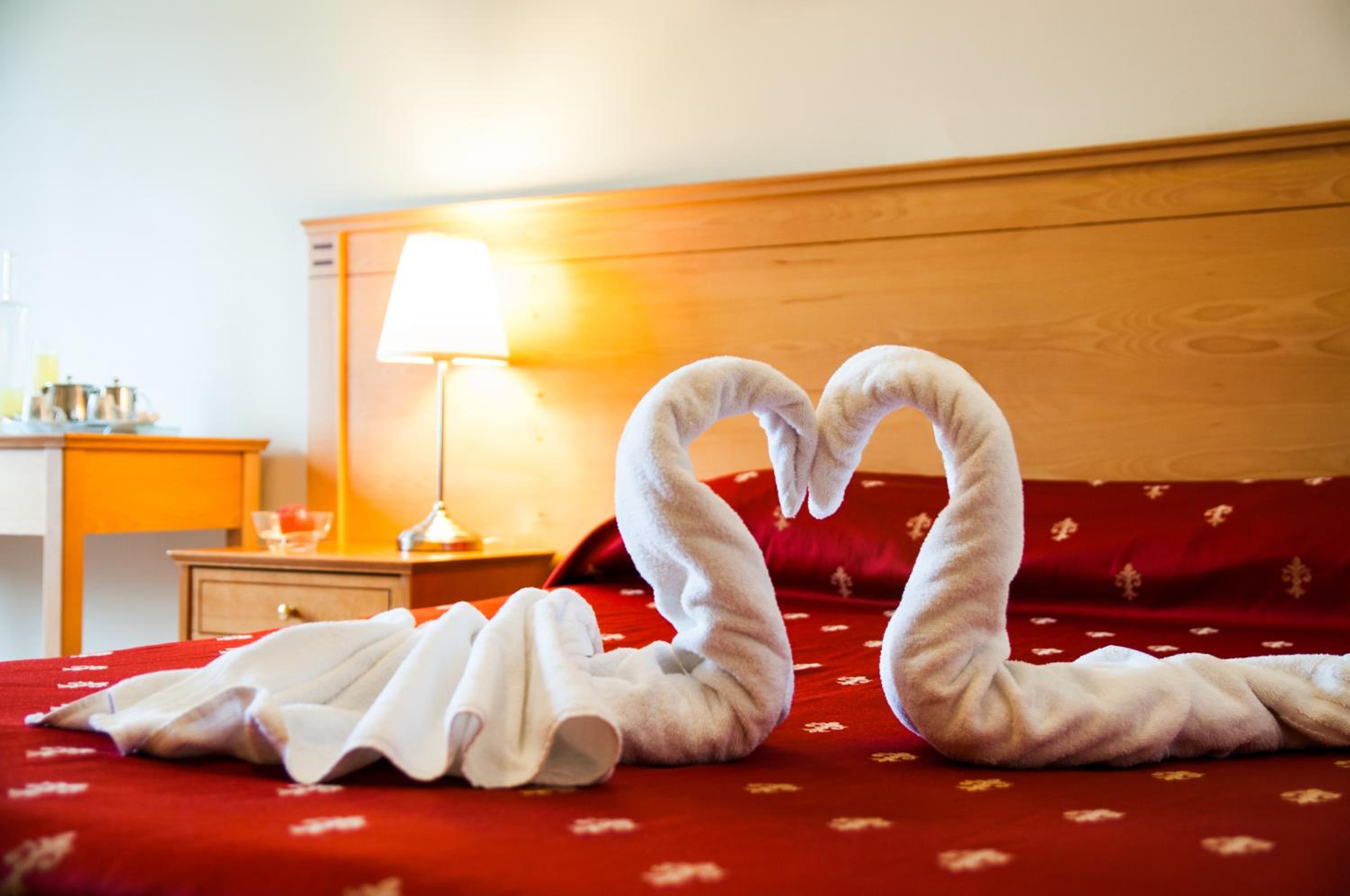 Double or Twin Room - Photo 5