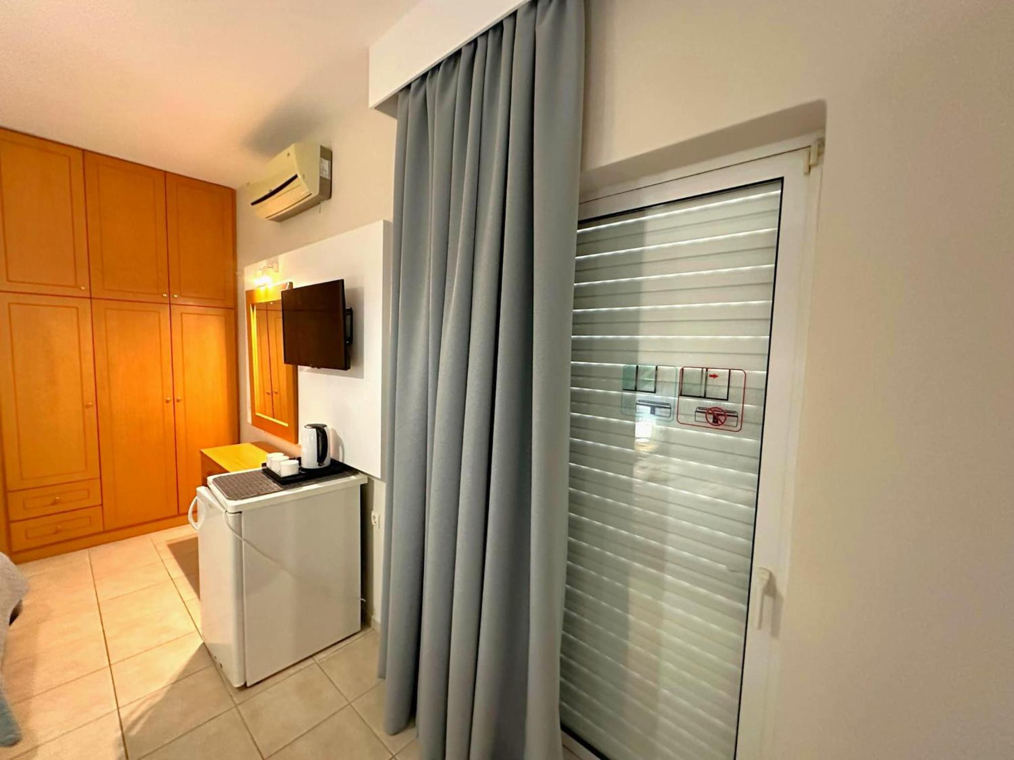 Double/Twin Room - Photo 7