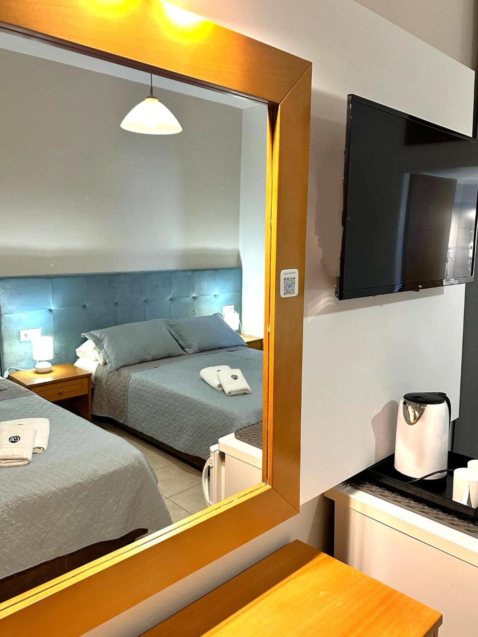 Double/Twin Room - Photo 6