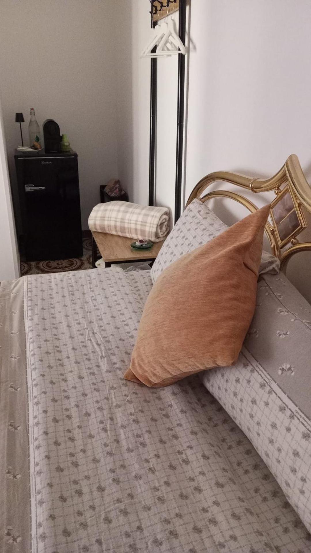 One-Bedroom House - Photo 14