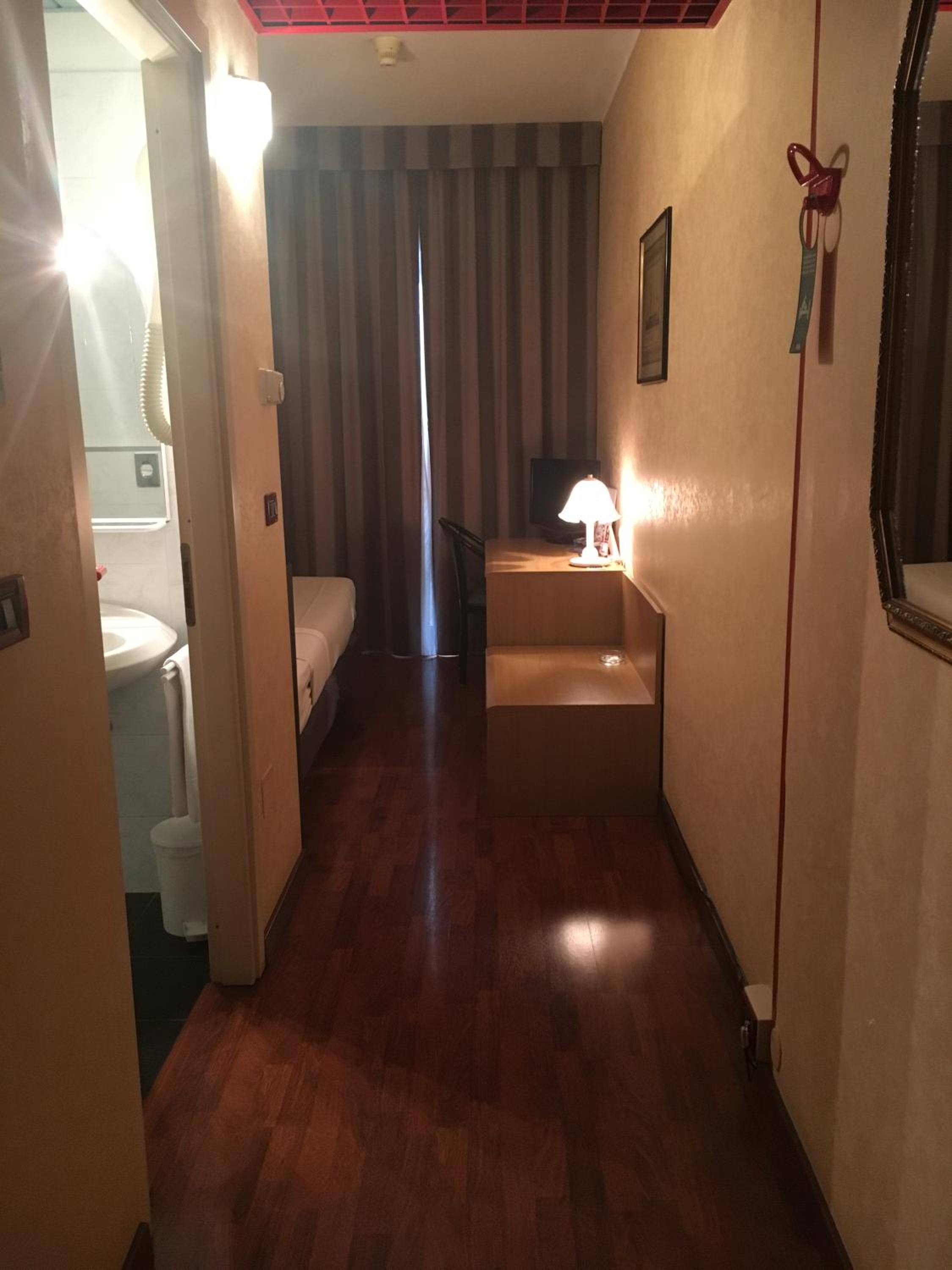 Economy Single Room photo 2