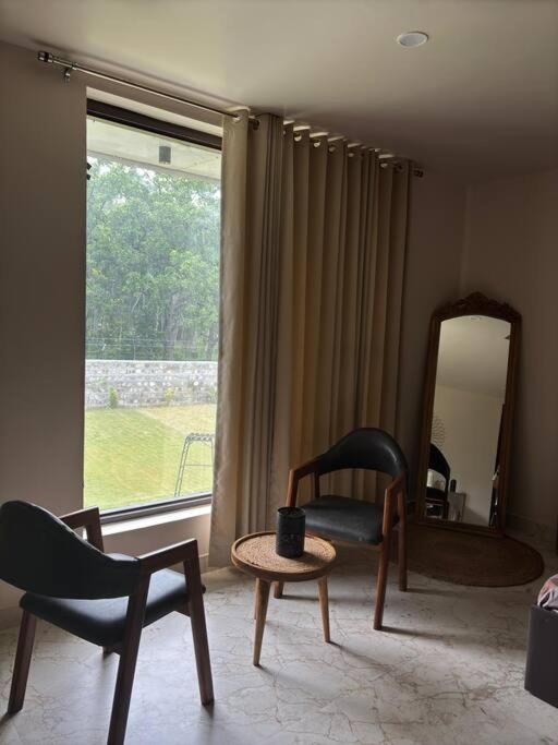 Four-Bedroom House photo 1