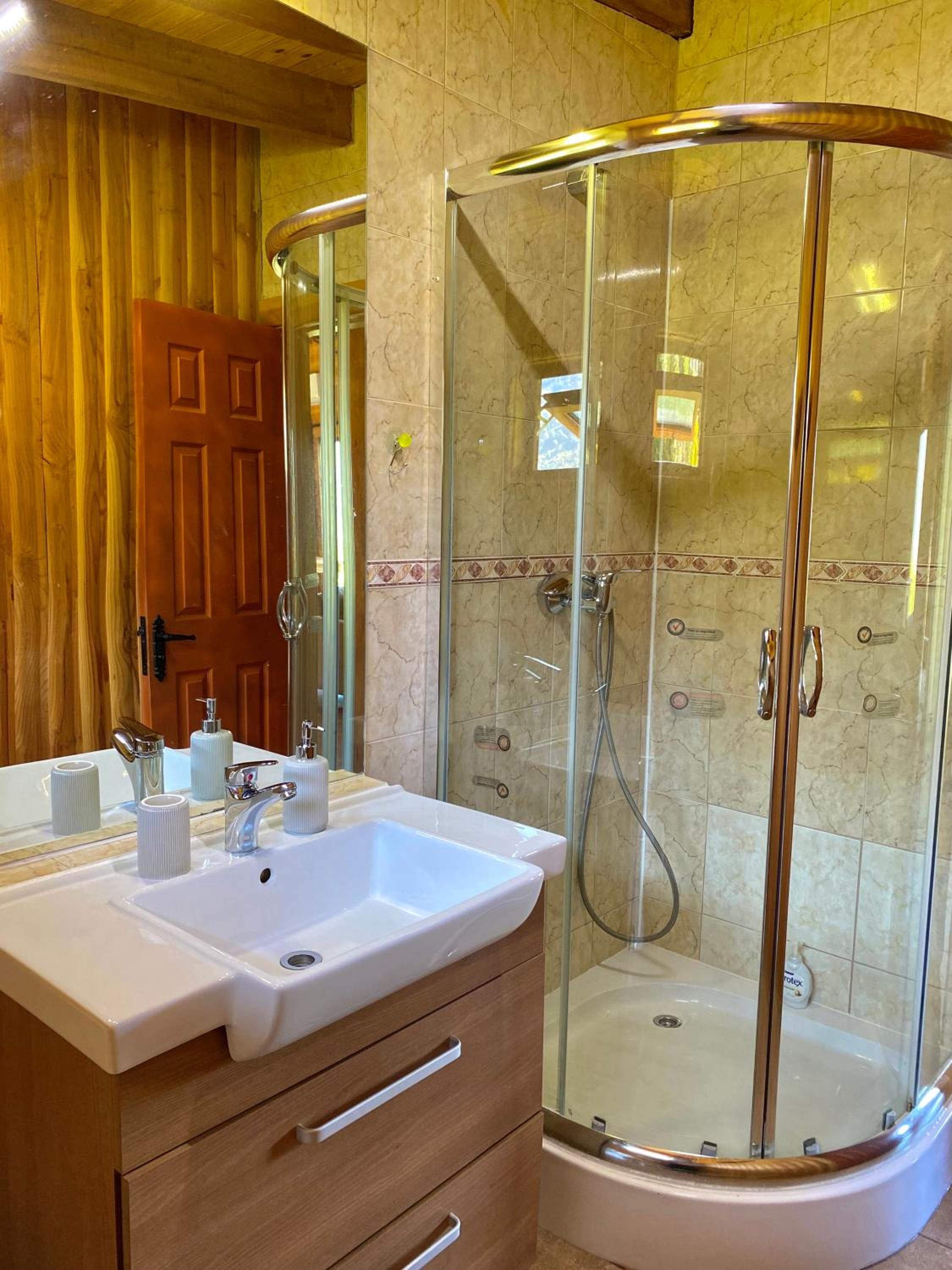 Double Room with Private External Bathroom photo 2