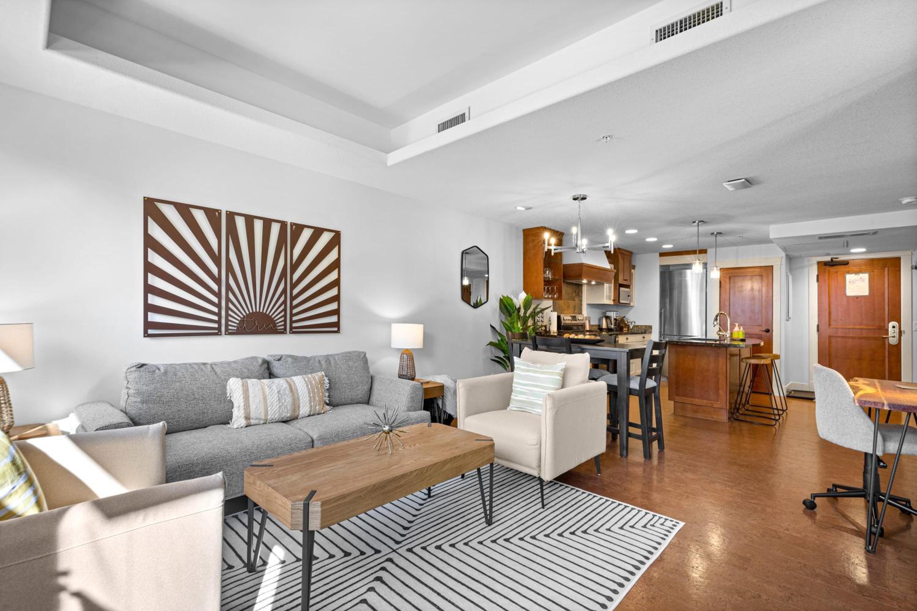 Apartment photo 1