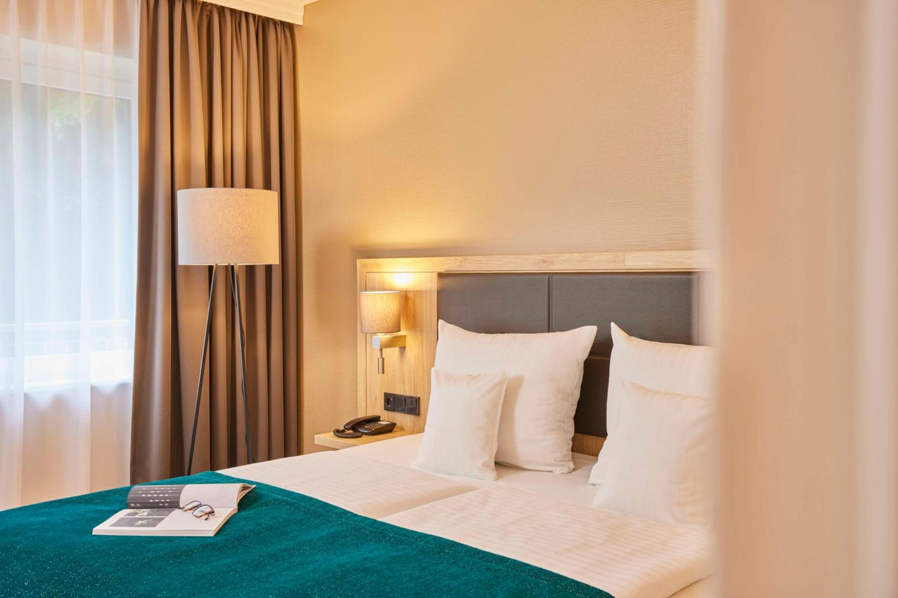 Premium Double Room with Garden View - Quiet Location - Photo 6