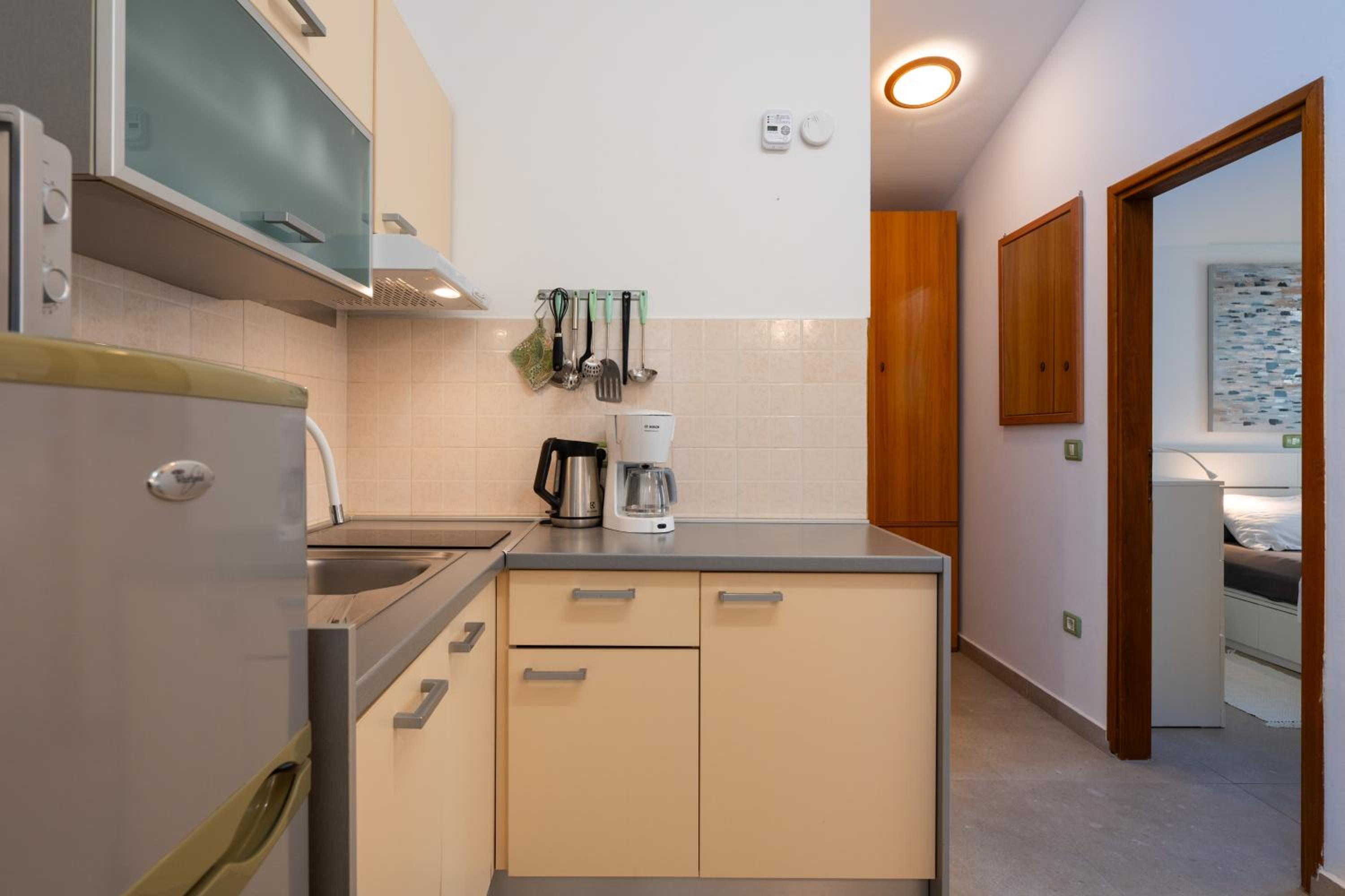 One-Bedroom Apartment - Photo 30
