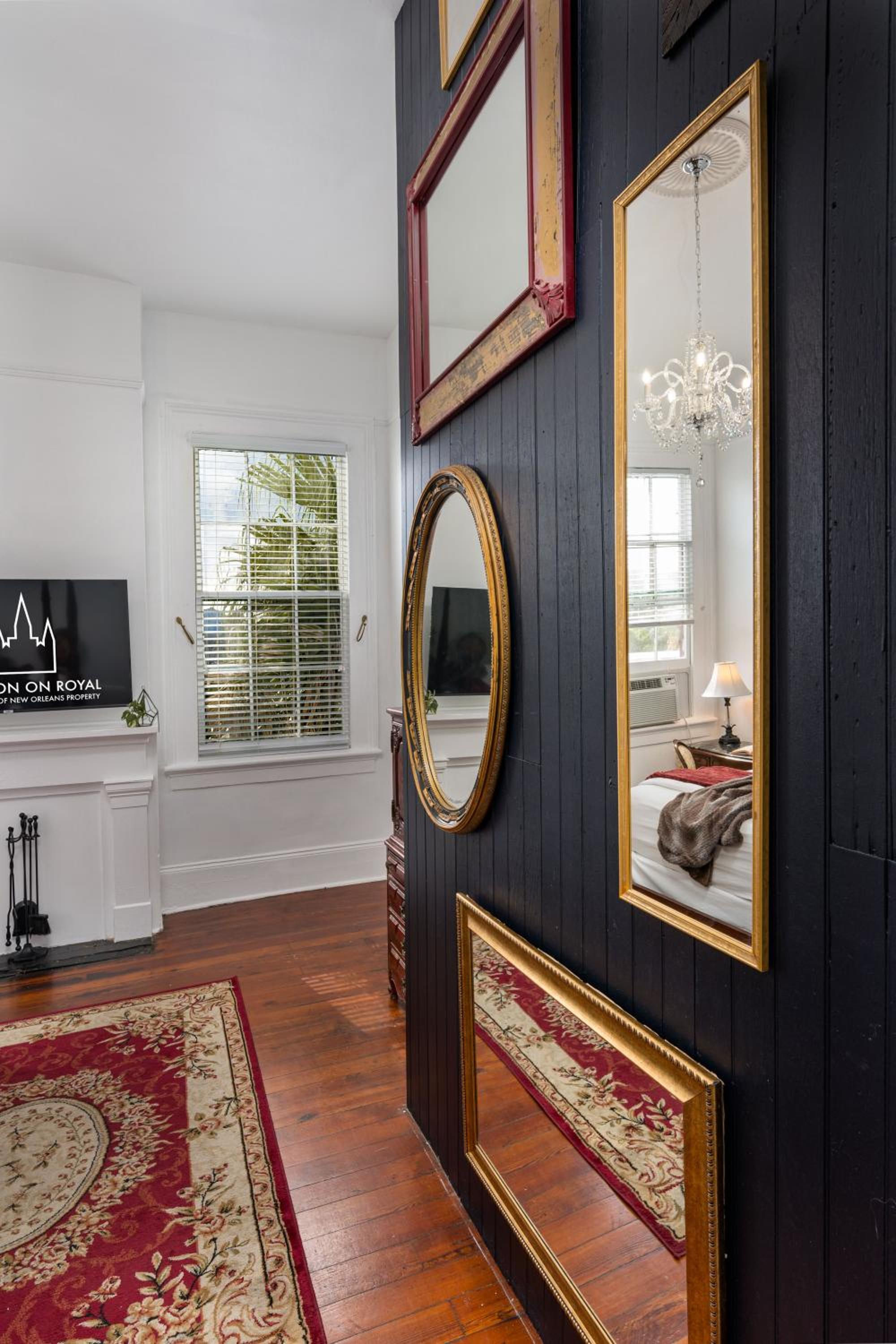 #6 Queen Suite with Balcony - Photo 1