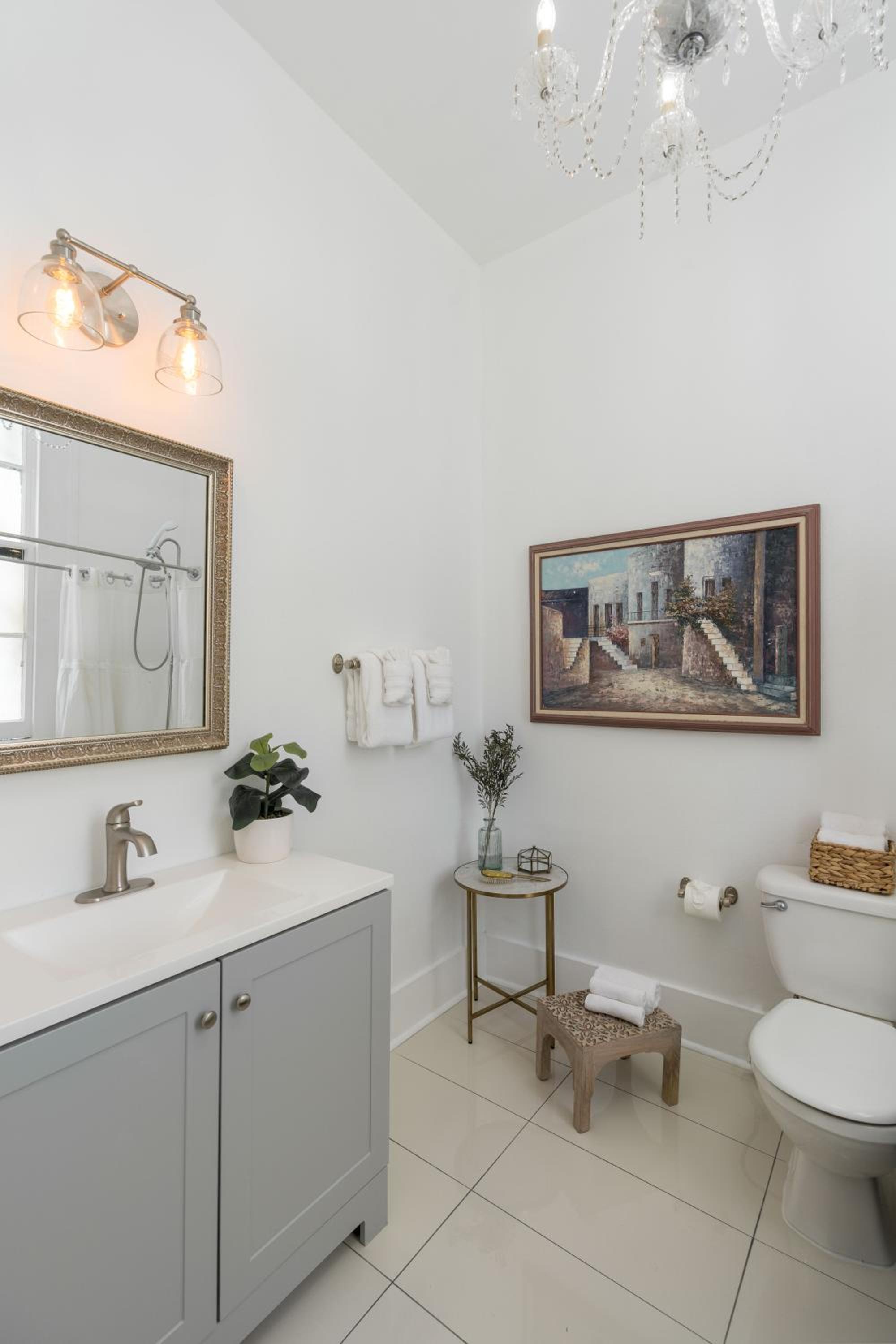 #4 King Suite - Photo 16