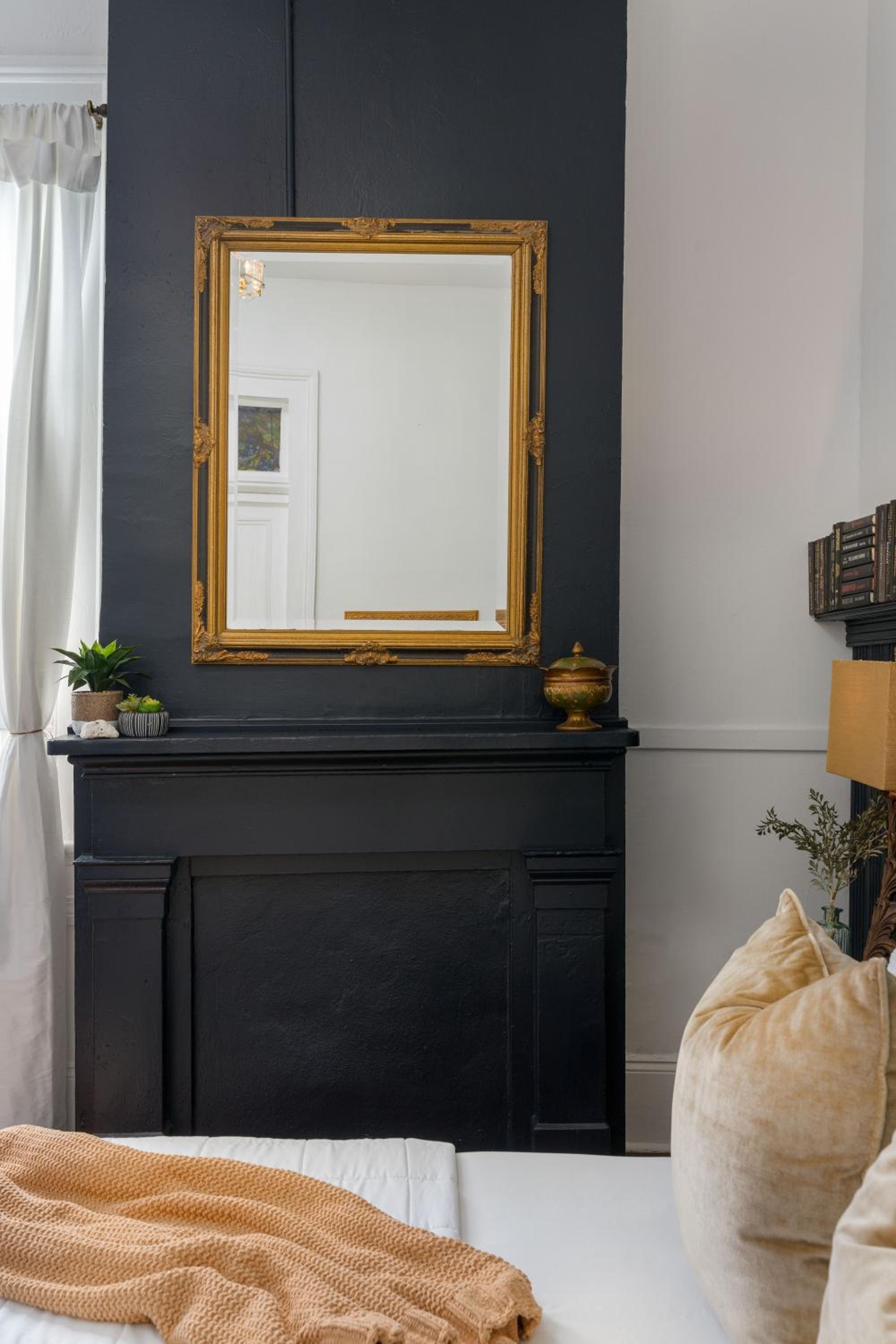#4 King Suite - Photo 10