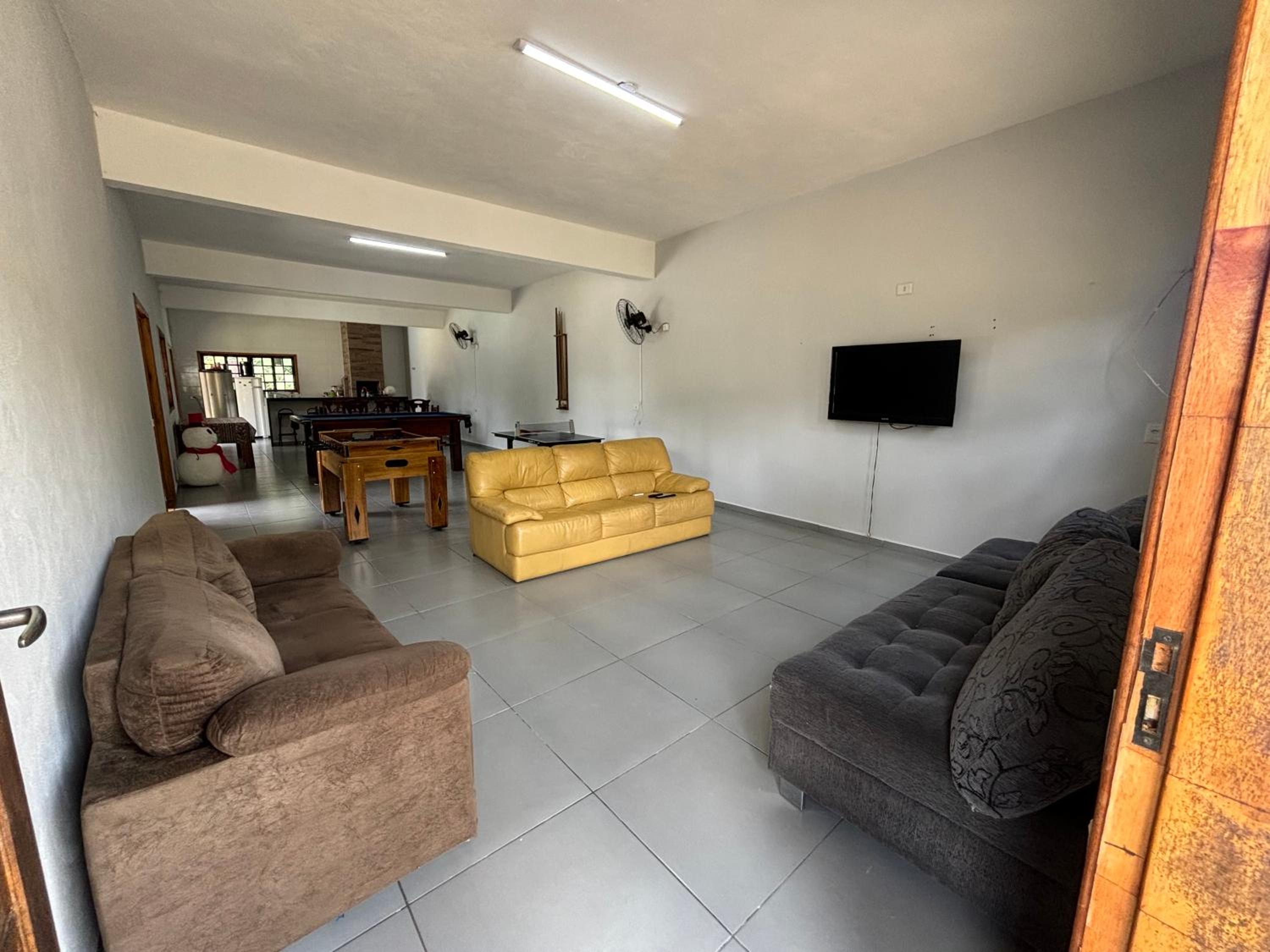 Four-Bedroom House photo 1