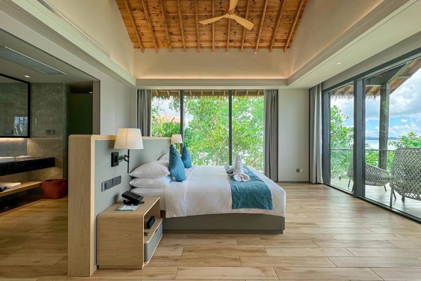 Panoramic Signature Sunrise Villa (Top Floor) photo 3
