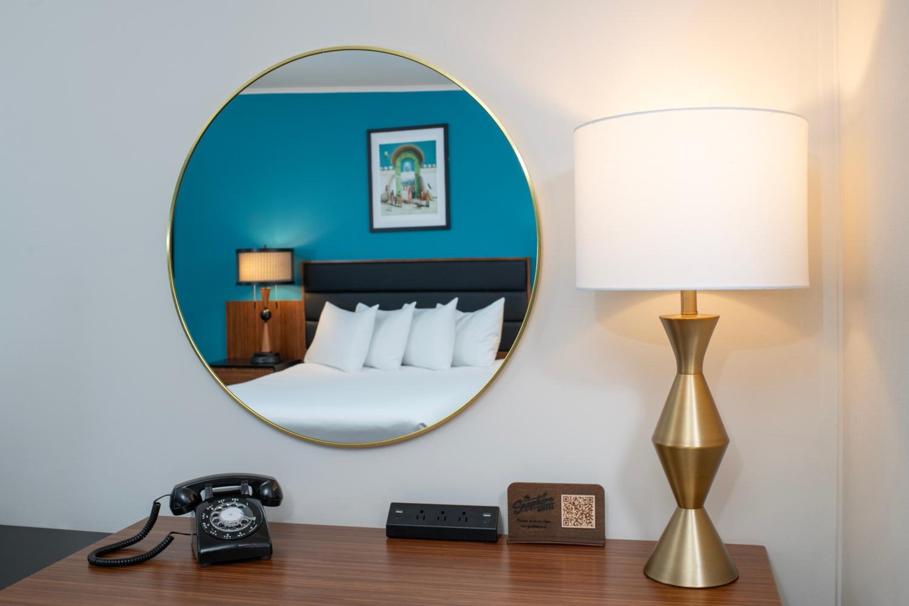 Queen Room photo 3