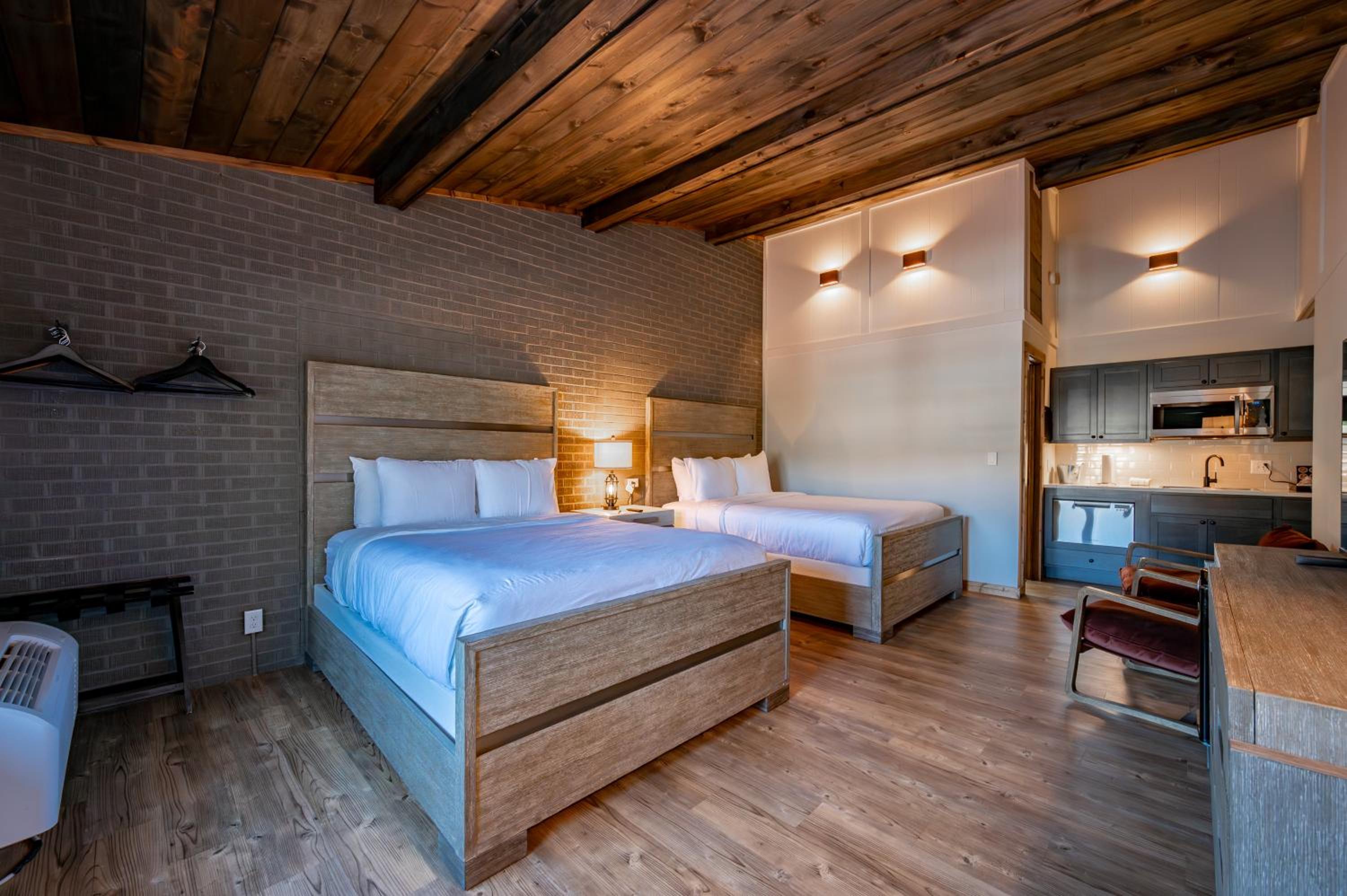 One-Bedroom House photo 1