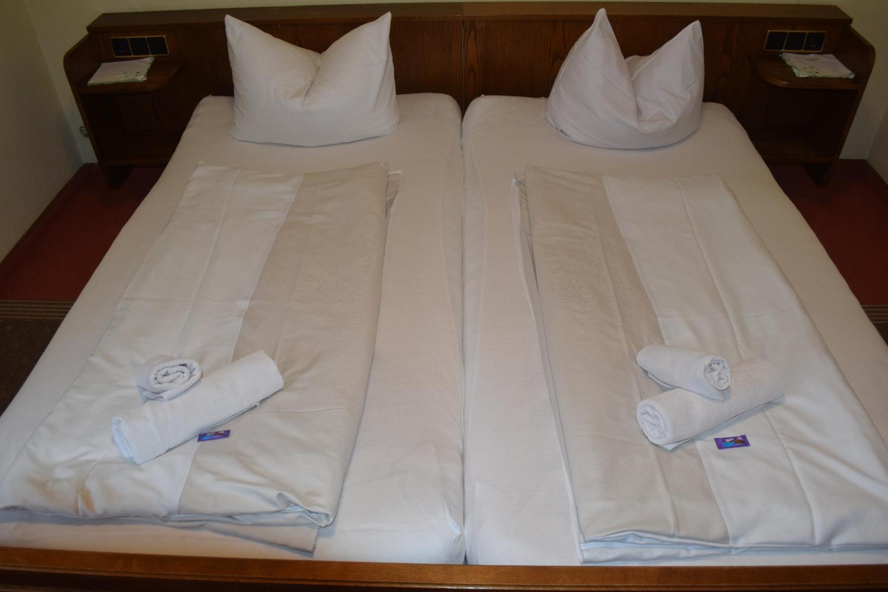 Double Room with Private Bathroom photo 1