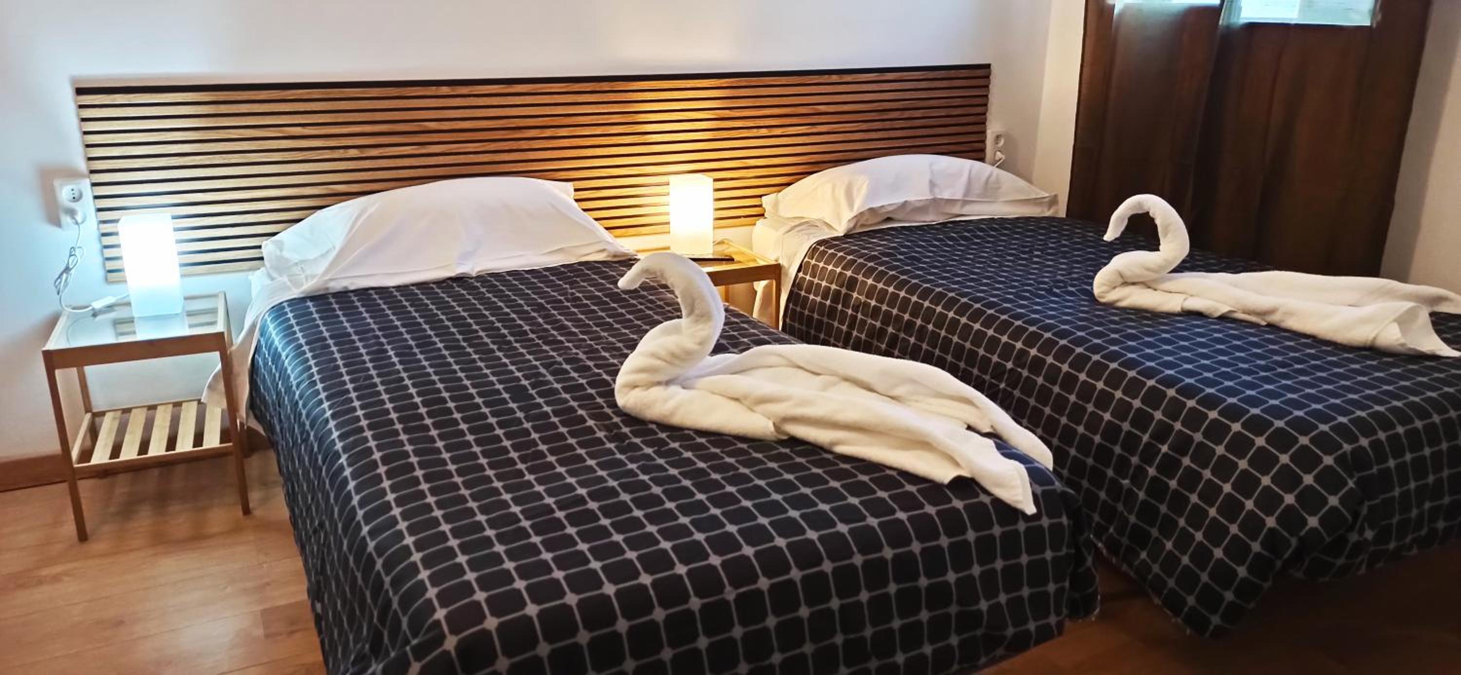 Habitación Doble con Baño Privado