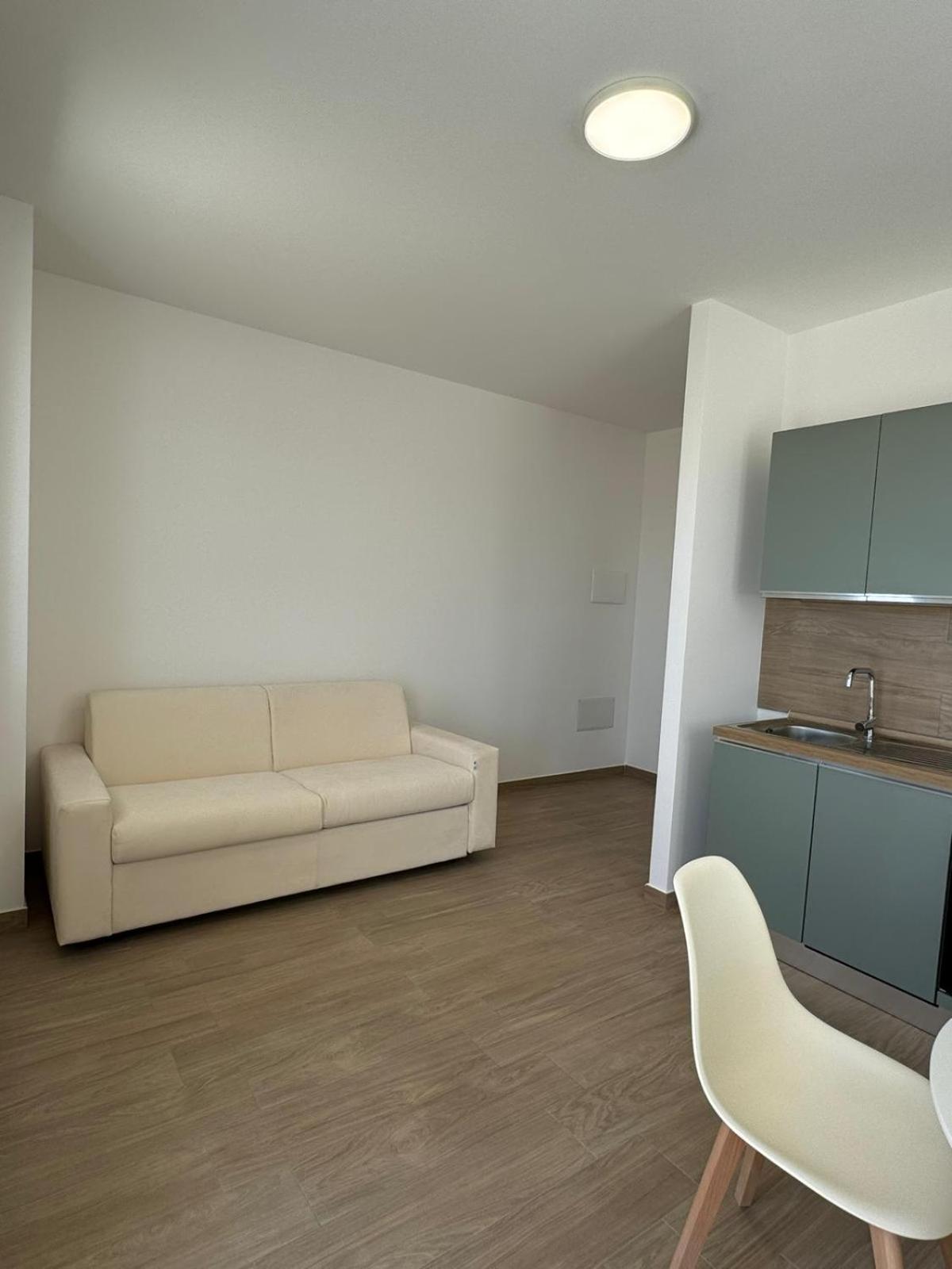 Deluxe One-Bedroom Apartment with Garden View