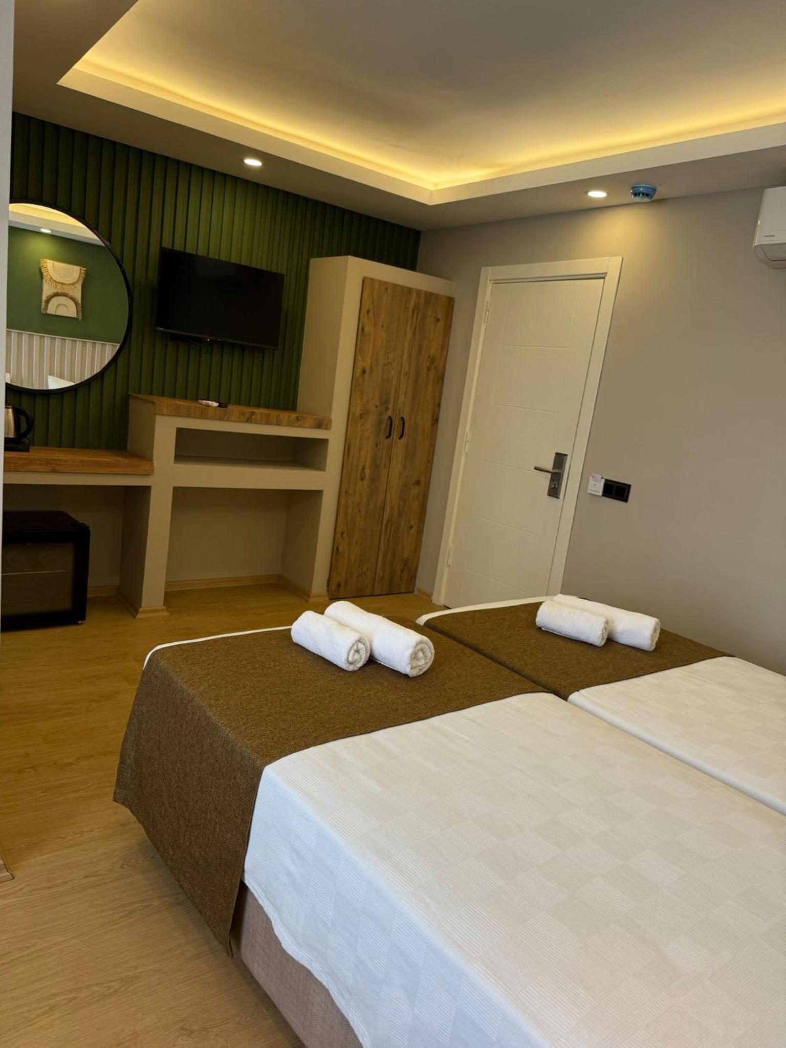 Standard Double Room photo 2