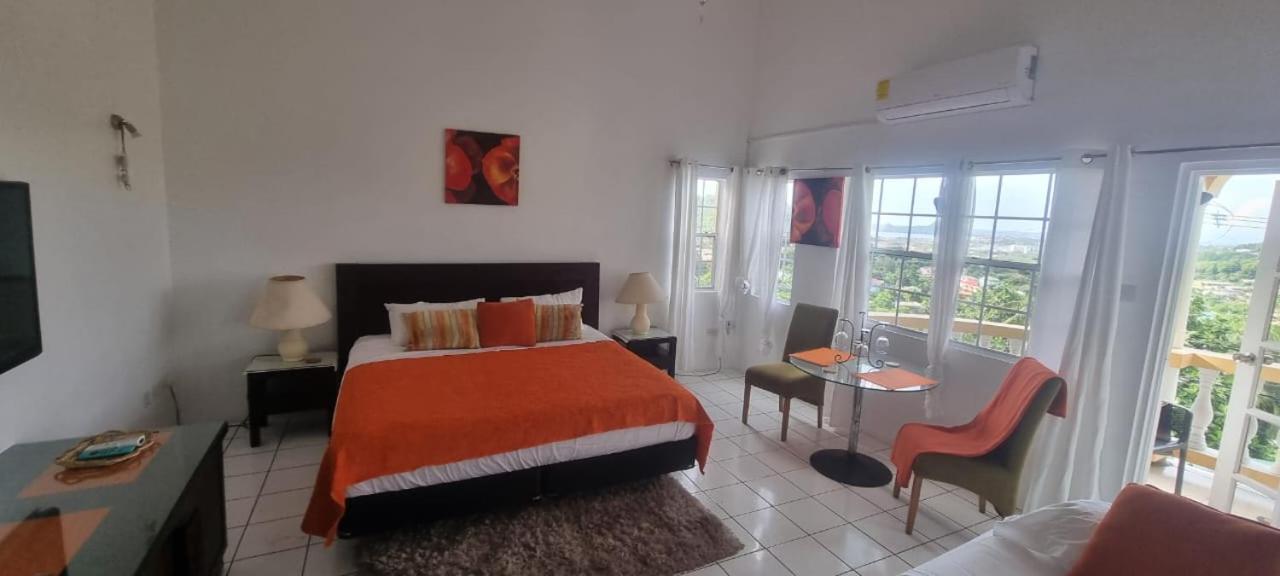 Family Room with Sea View photo 3