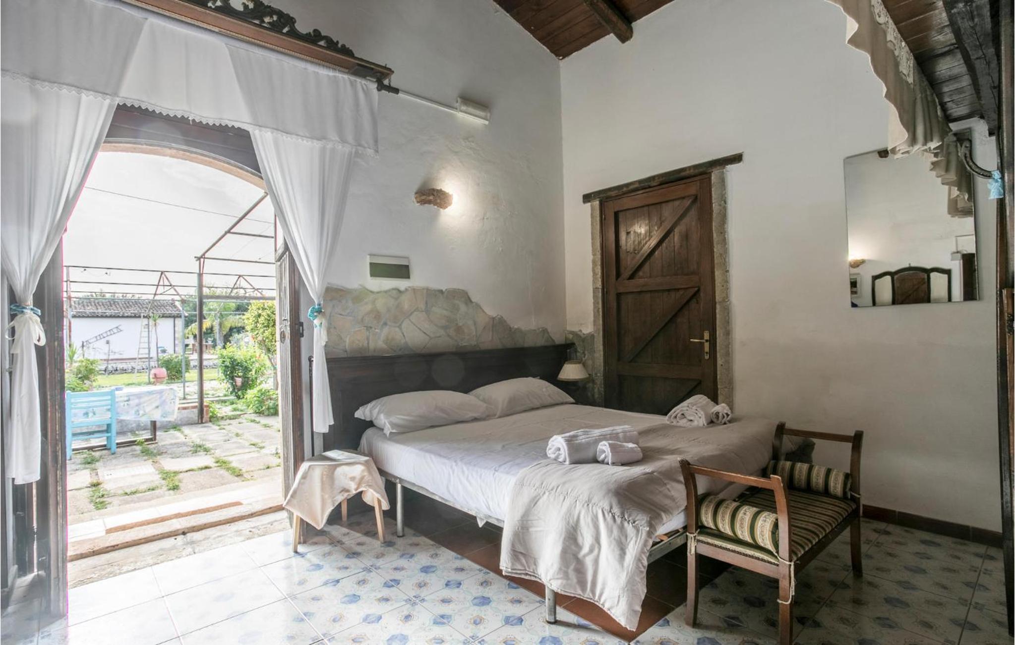 Four-Bedroom Vacation Home photo 1