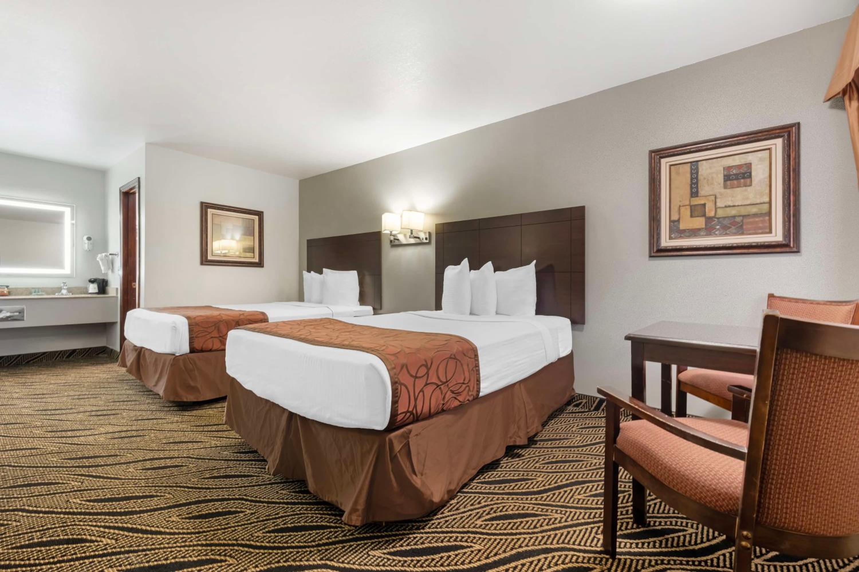 Double Room with Two Double Beds - Non-Smoking