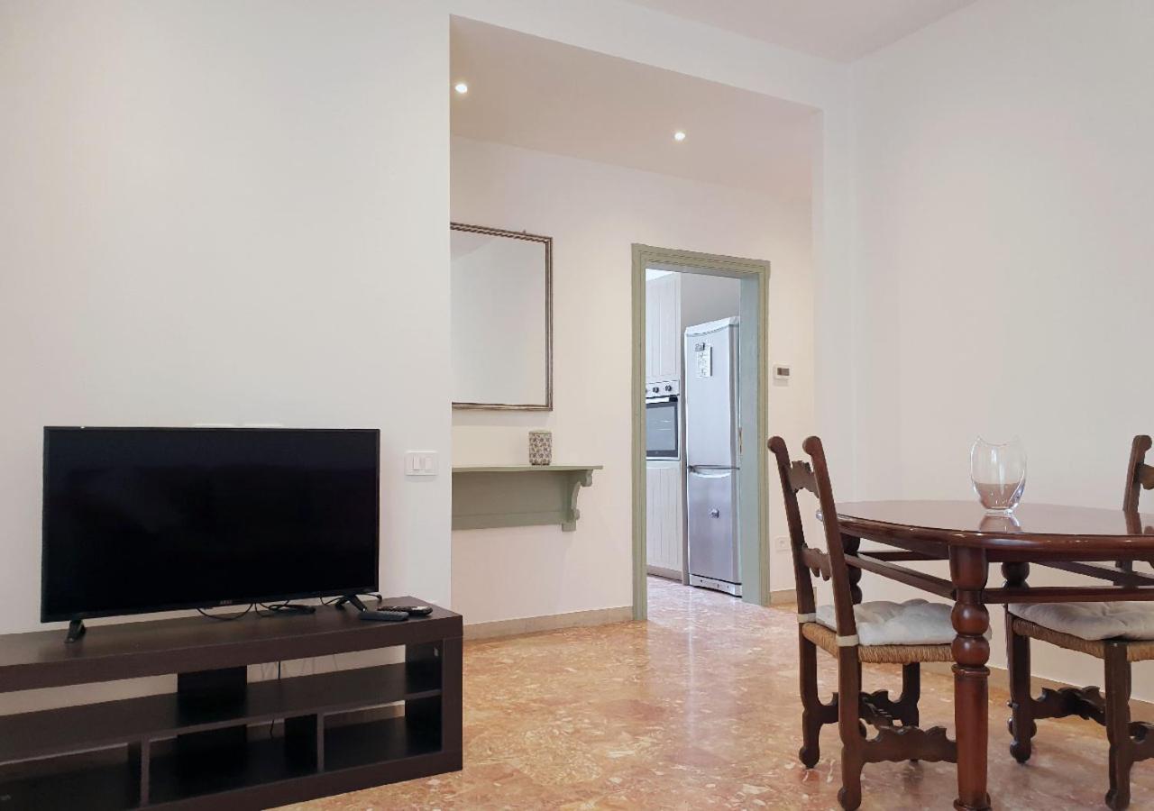 One-Bedroom Standard Apartment