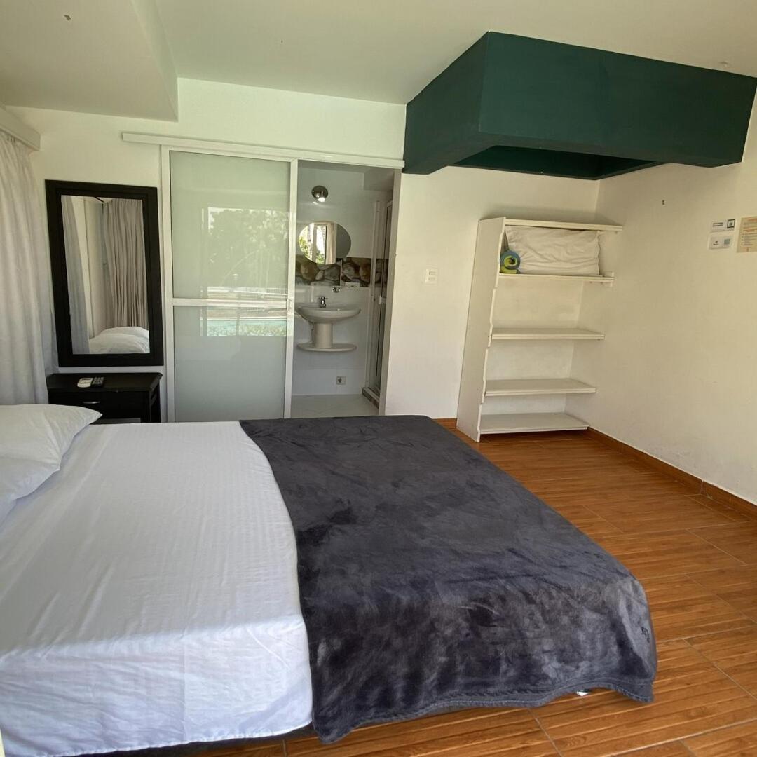 Standard Double Room photo 2