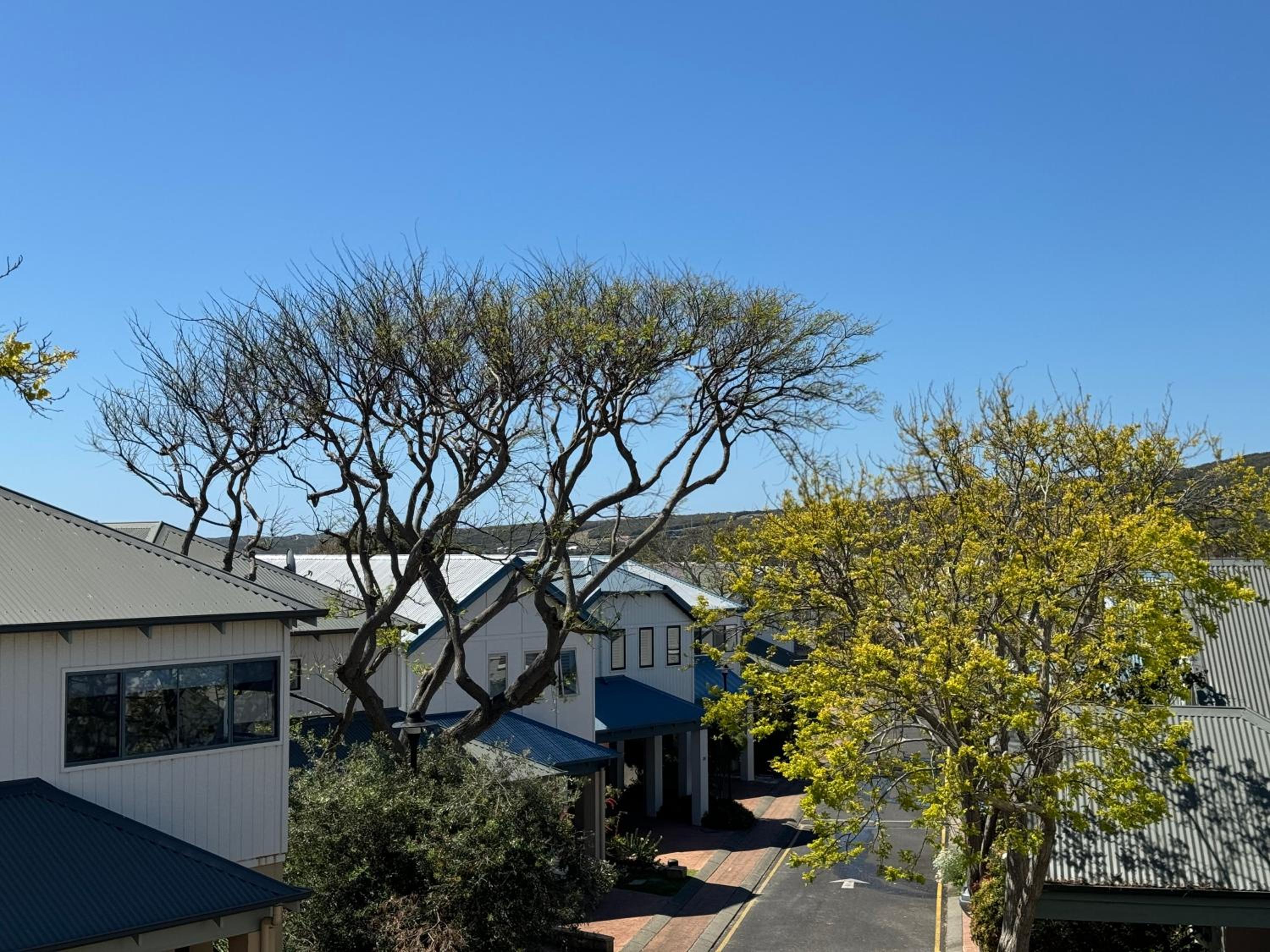 Break Beach House with outdoor spa photo 3