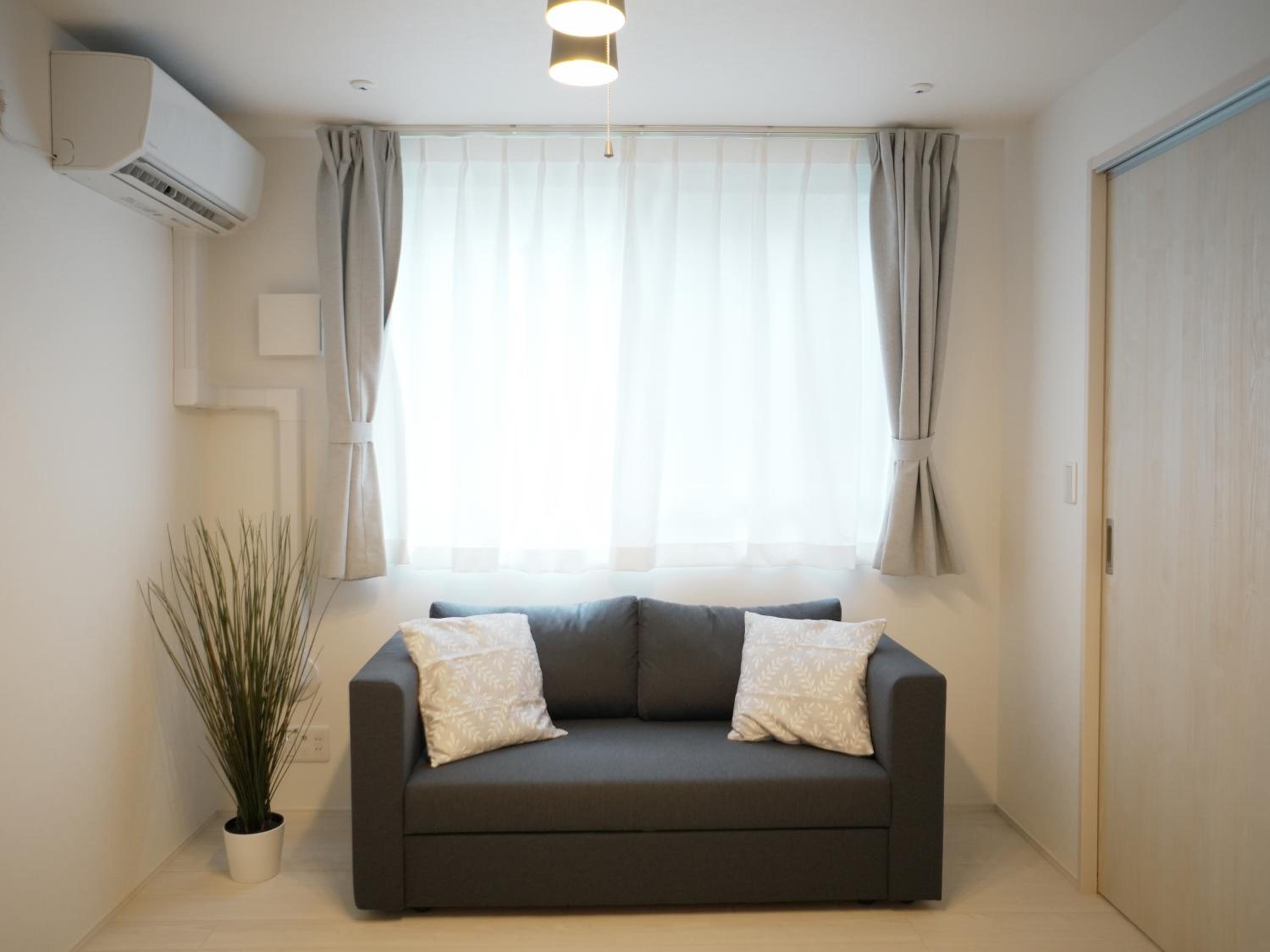 One-Bedroom Apartment photo 2