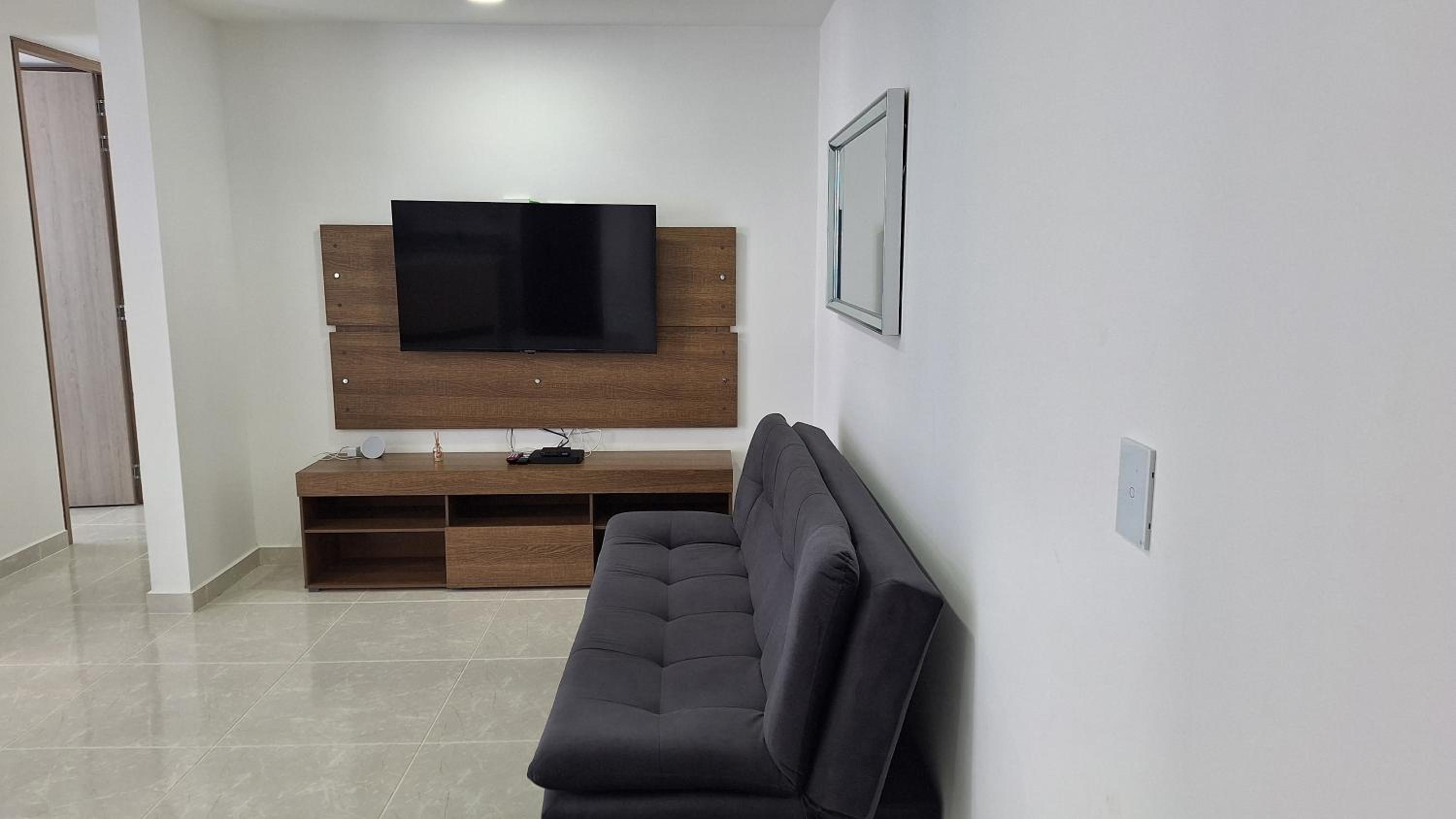 Three-Bedroom Apartment with Balcony photo 3