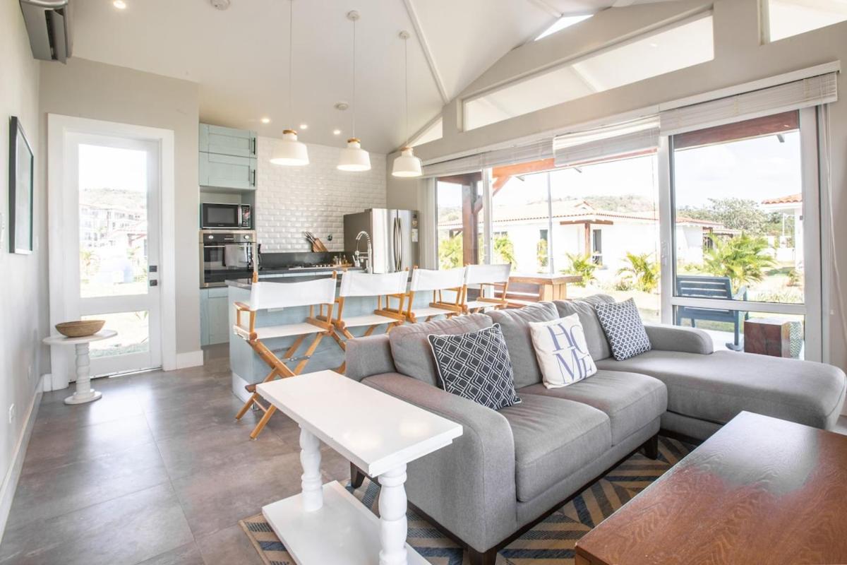 Villa photo 1