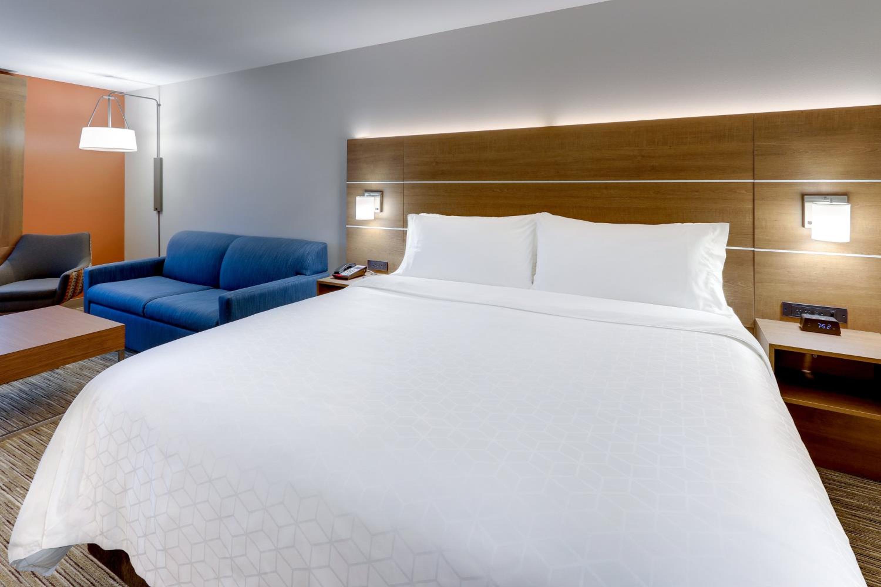 King Suite - Photo 4