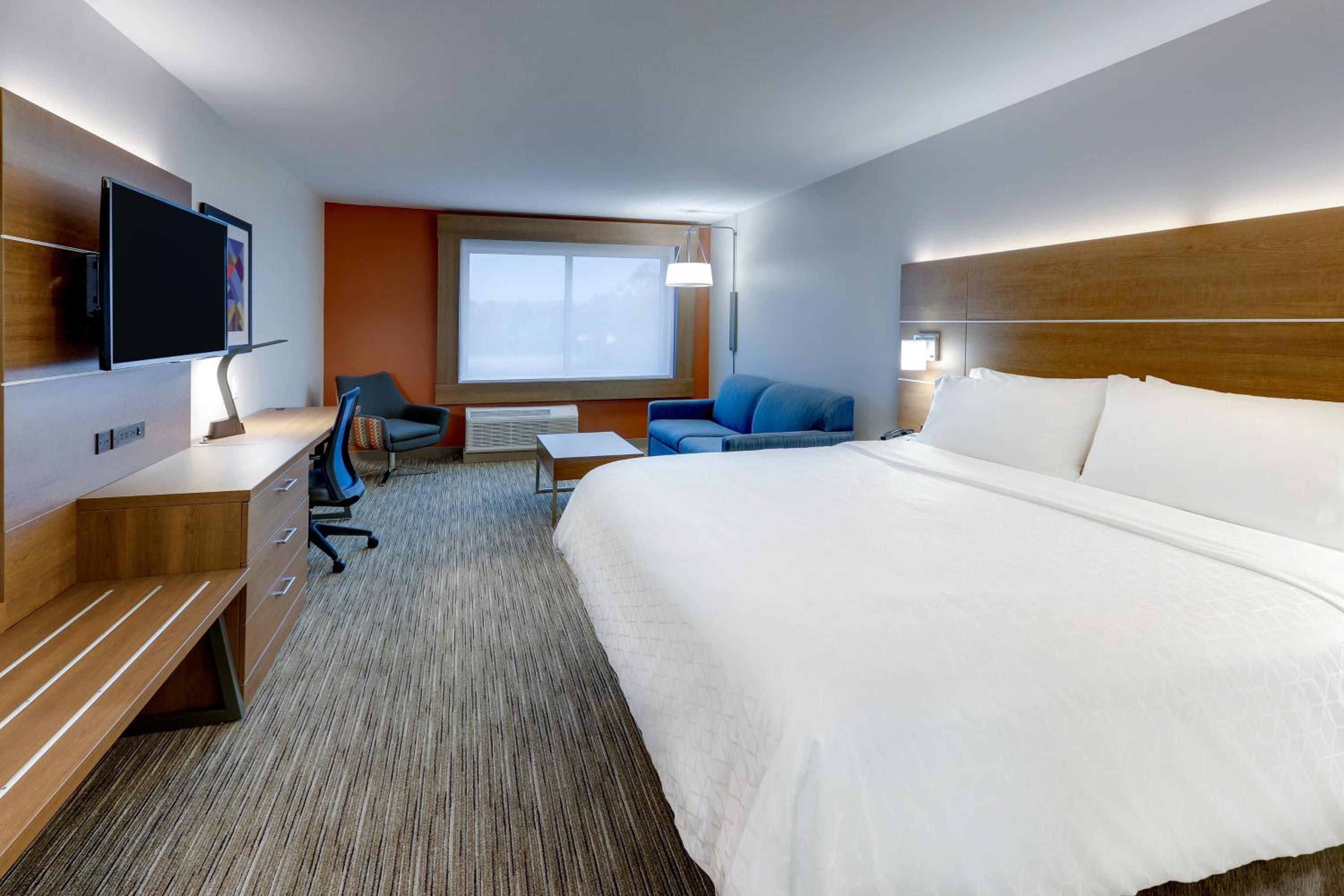 Suite - Hearing Accessible - Non-Smoking - Photo 7