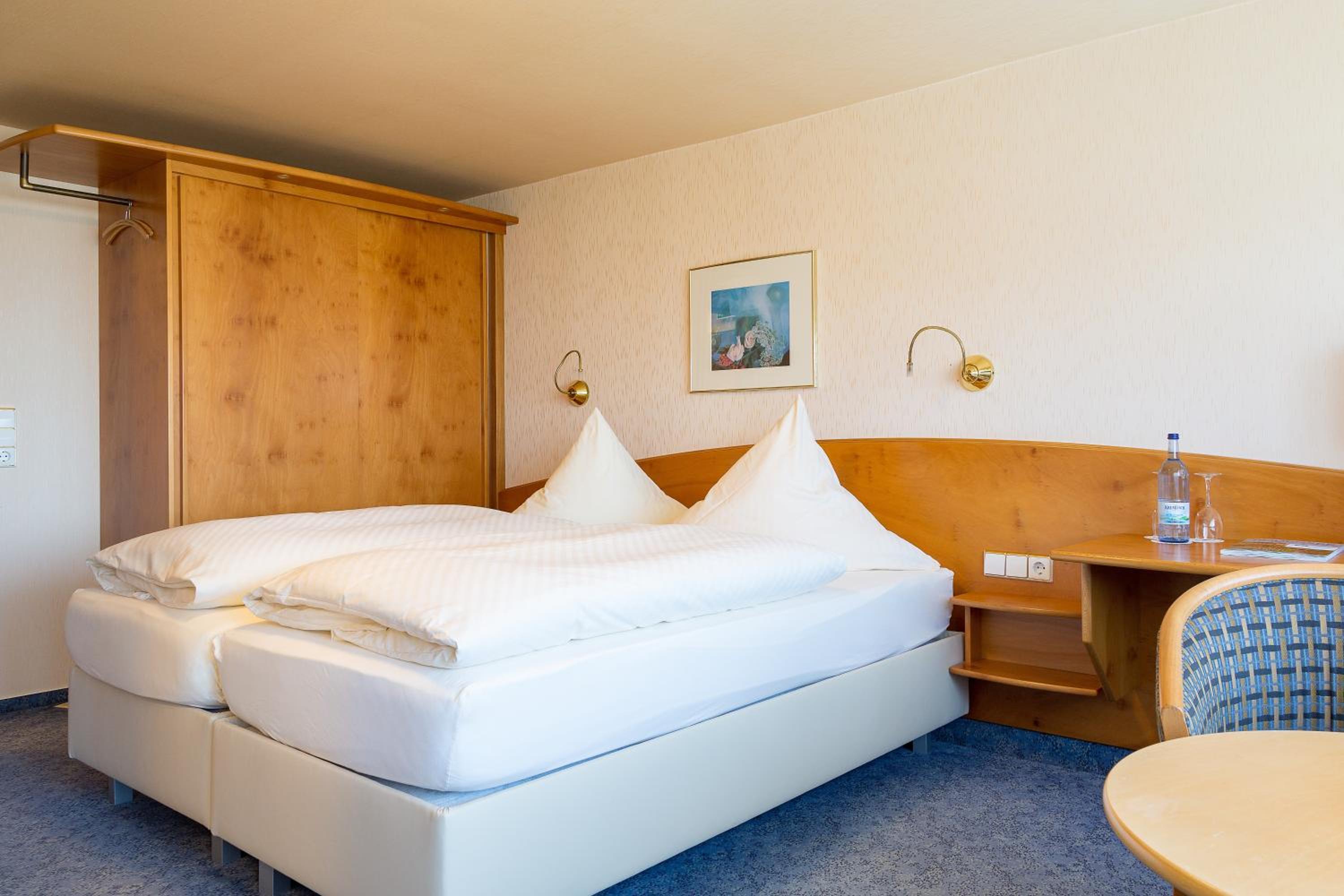 Double Room with Lake View