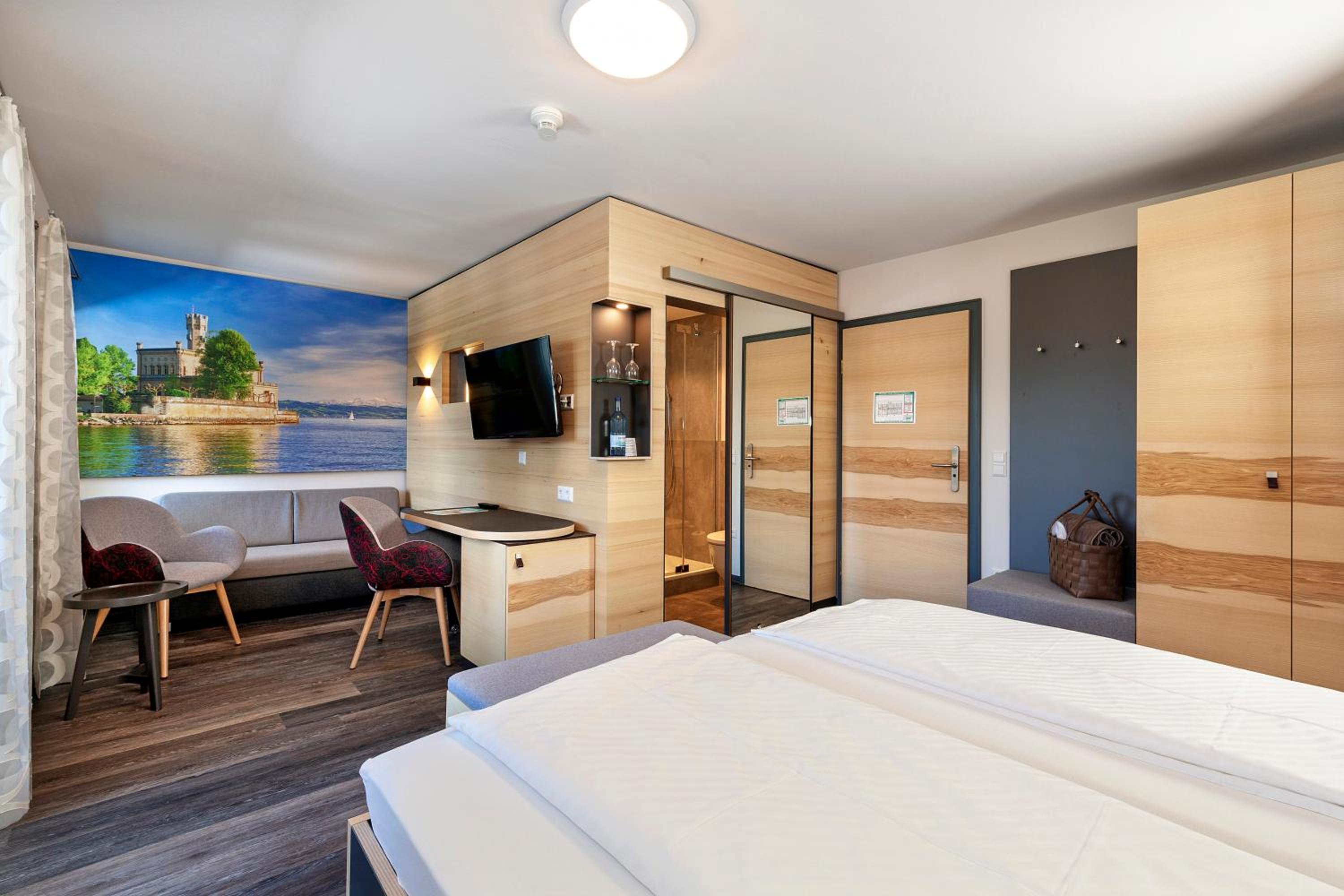 Deluxe Double Room with Balcony