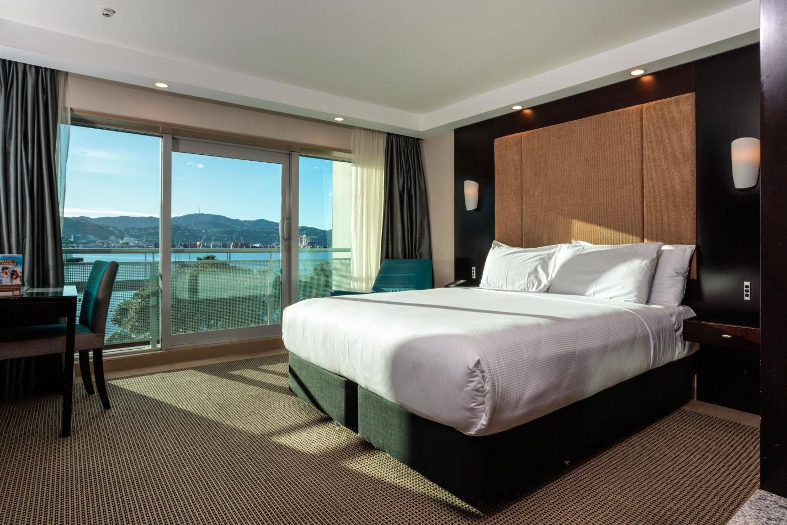 Deluxe Harbourview Twin