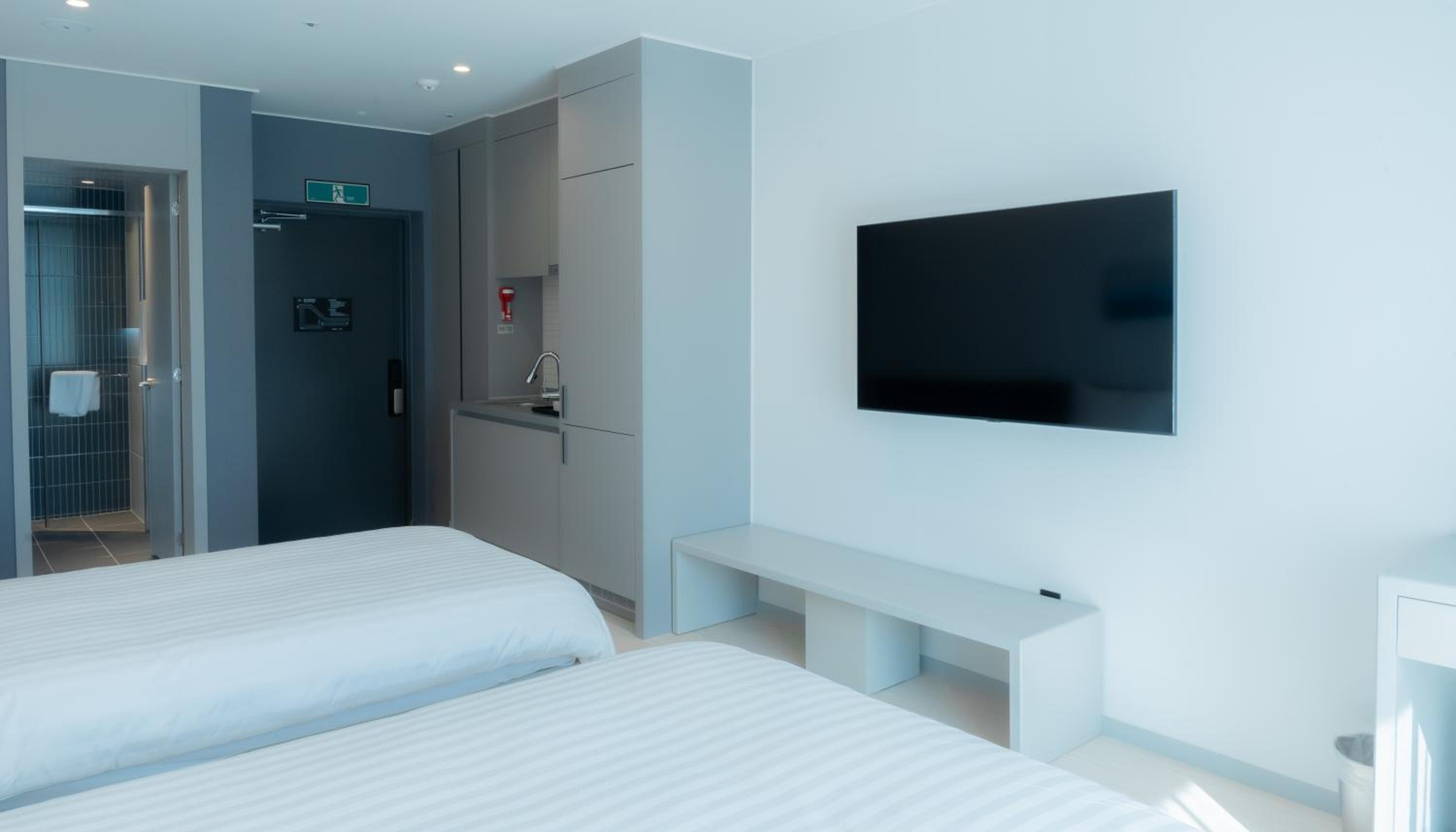 Deluxe Twin Room - Photo 2