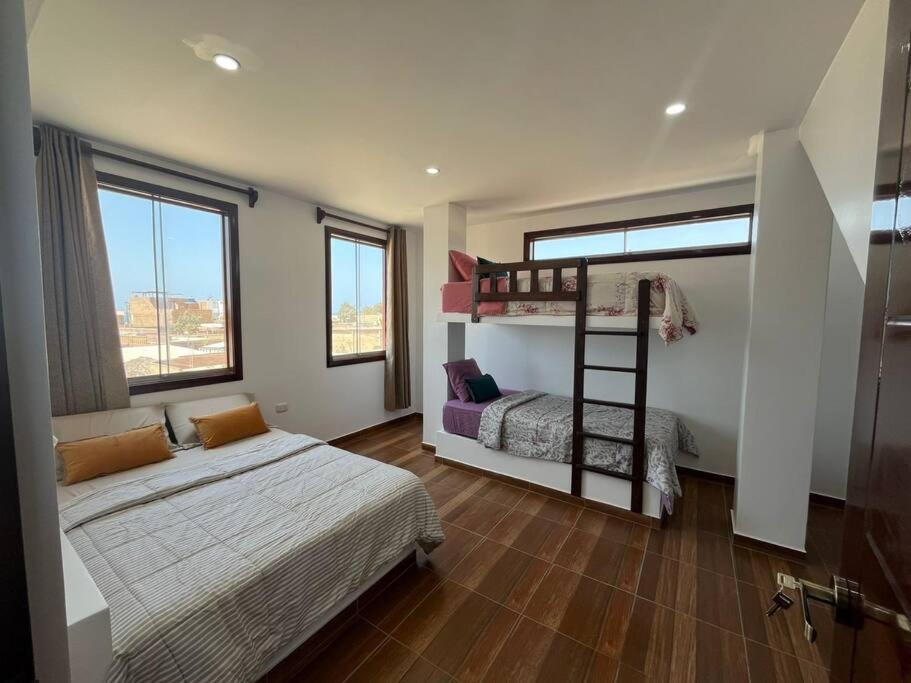 One-Bedroom Apartment photo 1