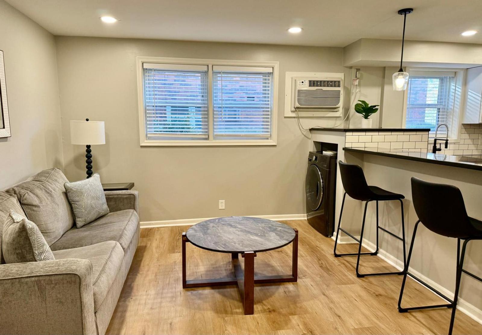Apartment photo 1