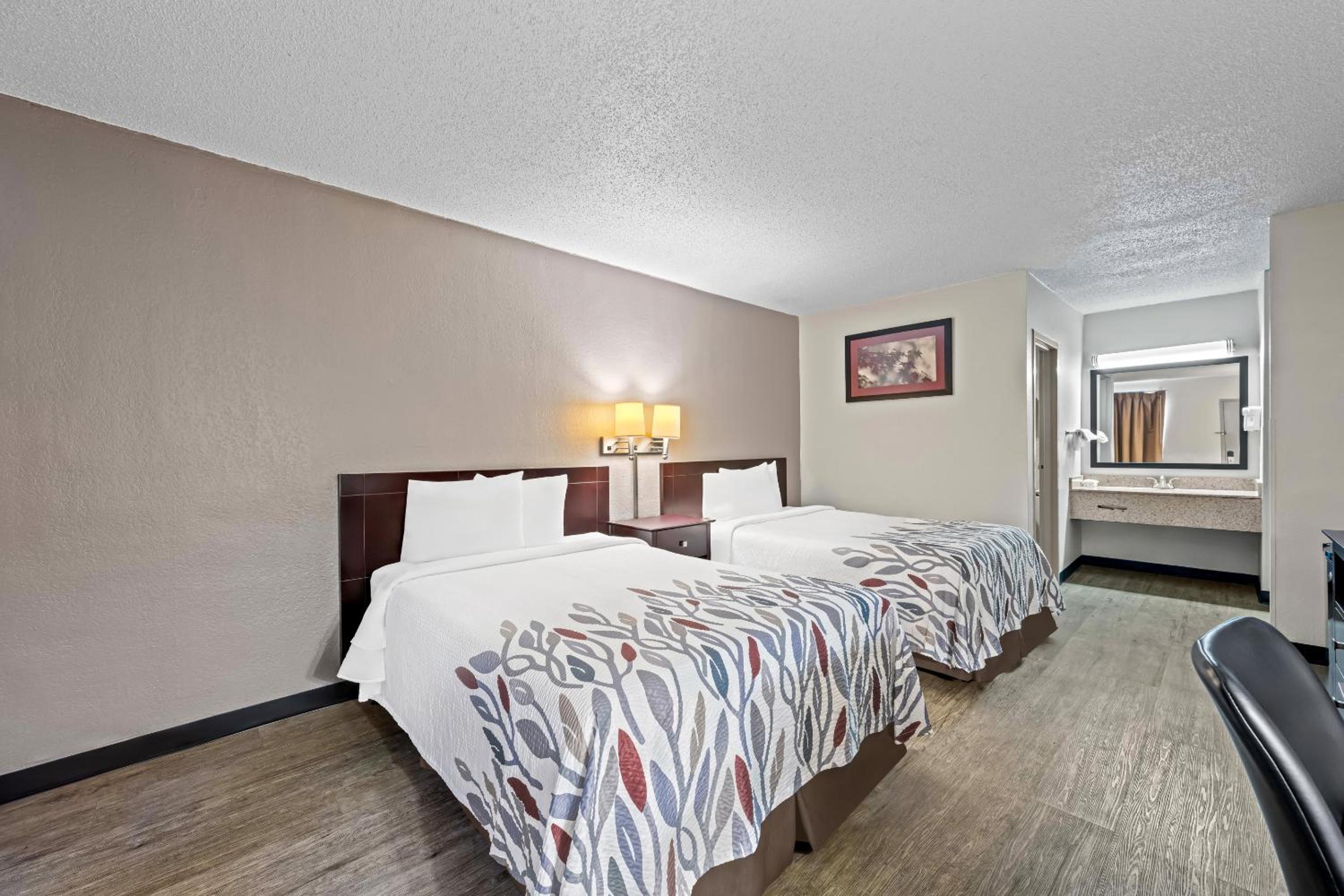  Deluxe Double Room with Two Double Beds Non-Smoking - Photo 1