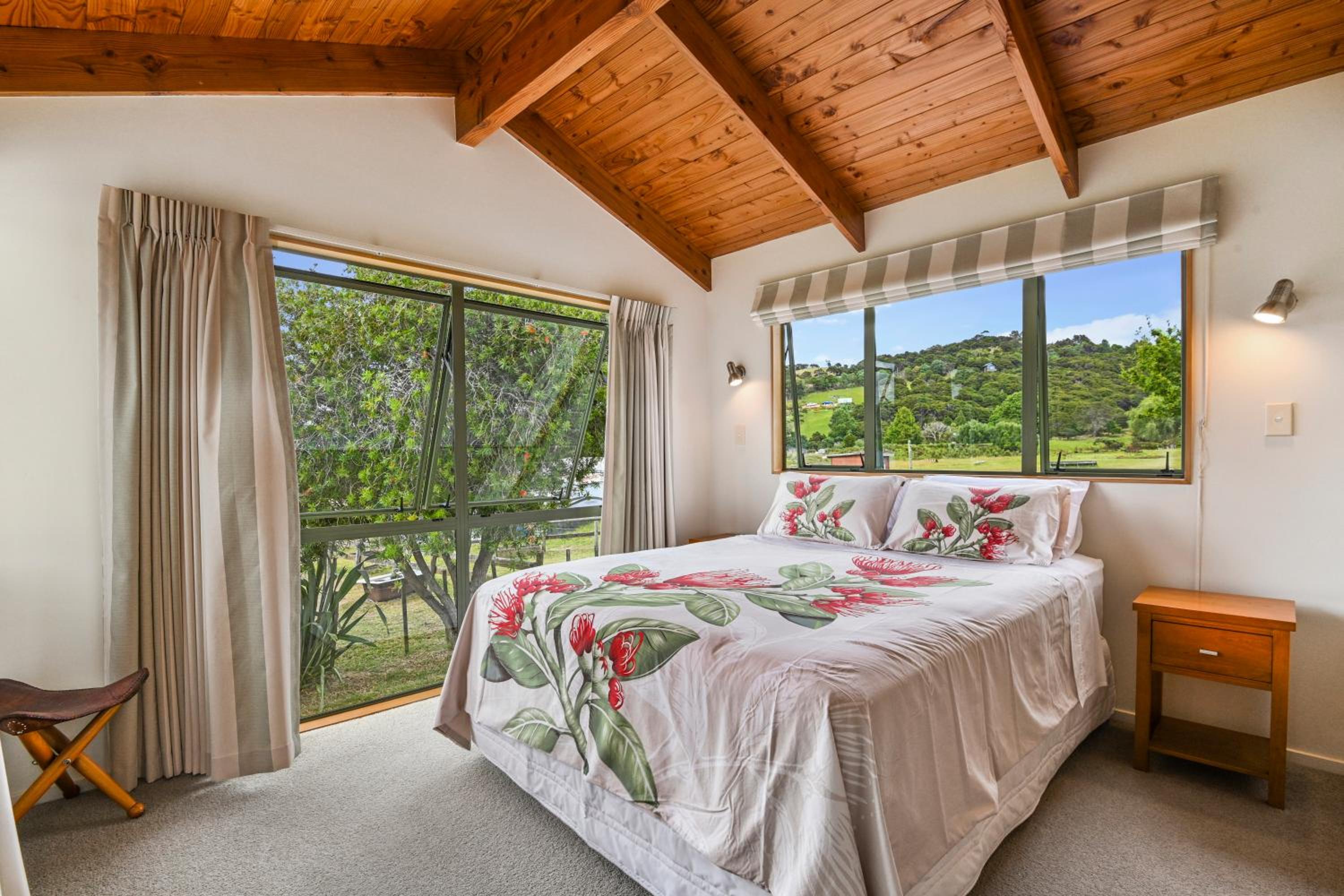 Three-Bedroom House photo 1