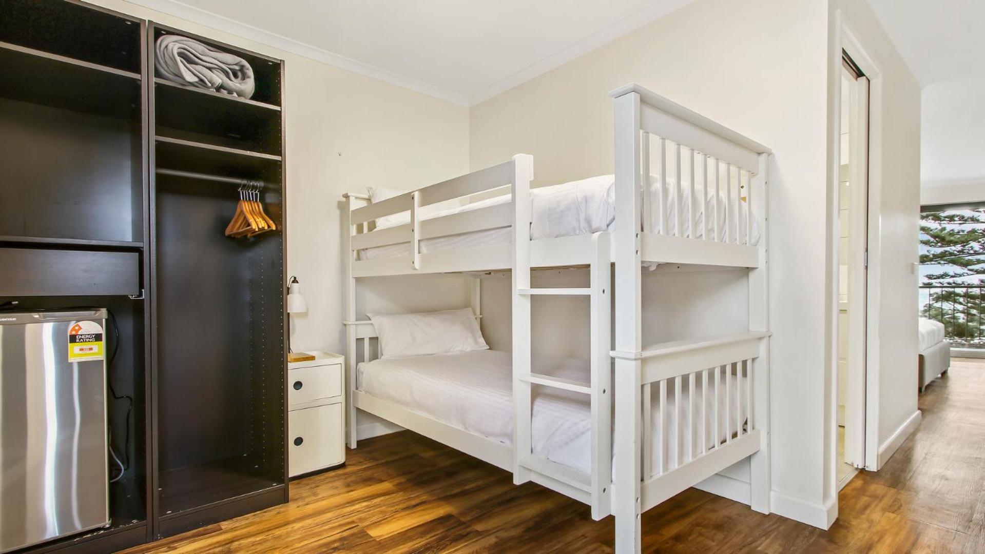 Bay View Bunk Room