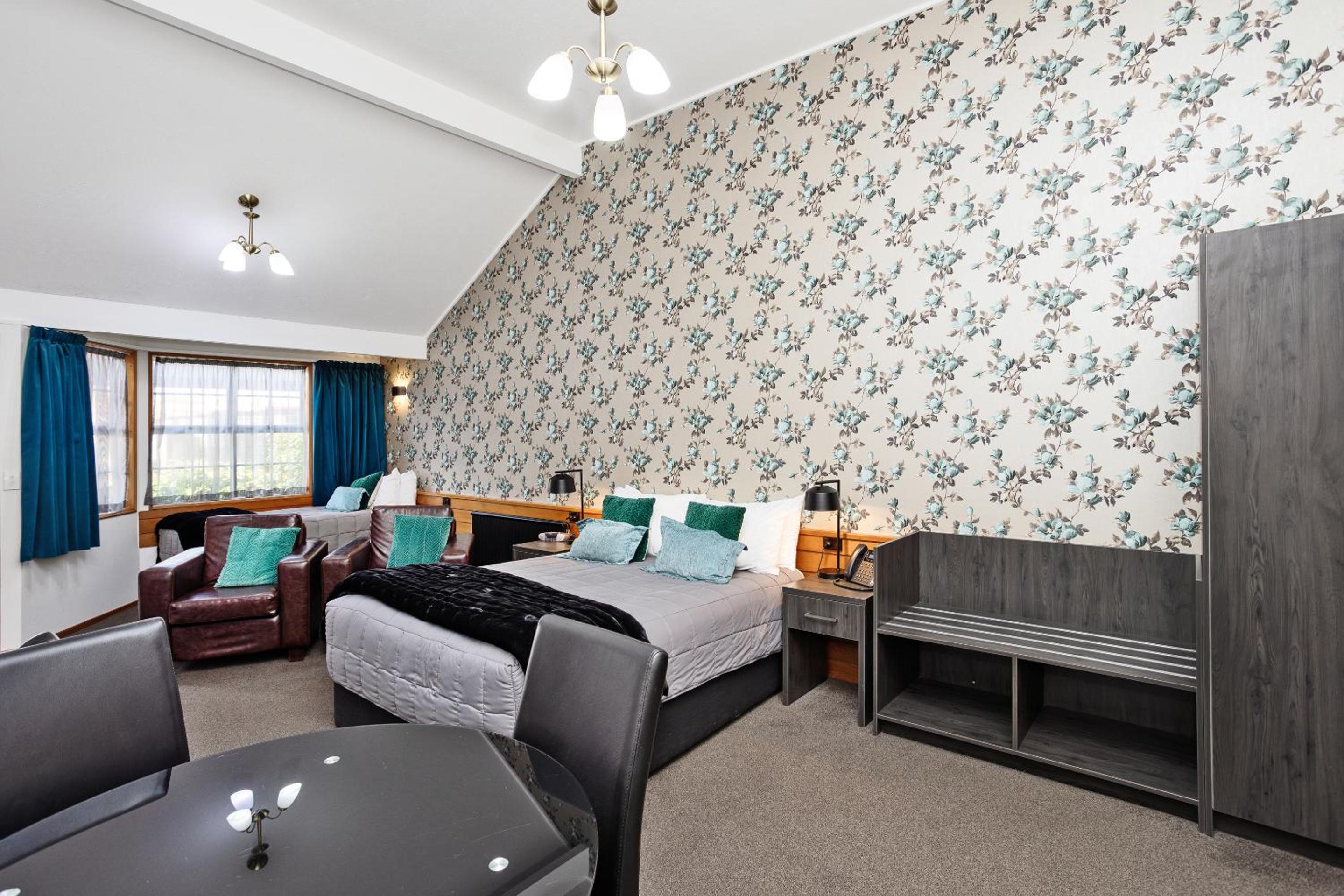 Deluxe Double Studio - Photo 1