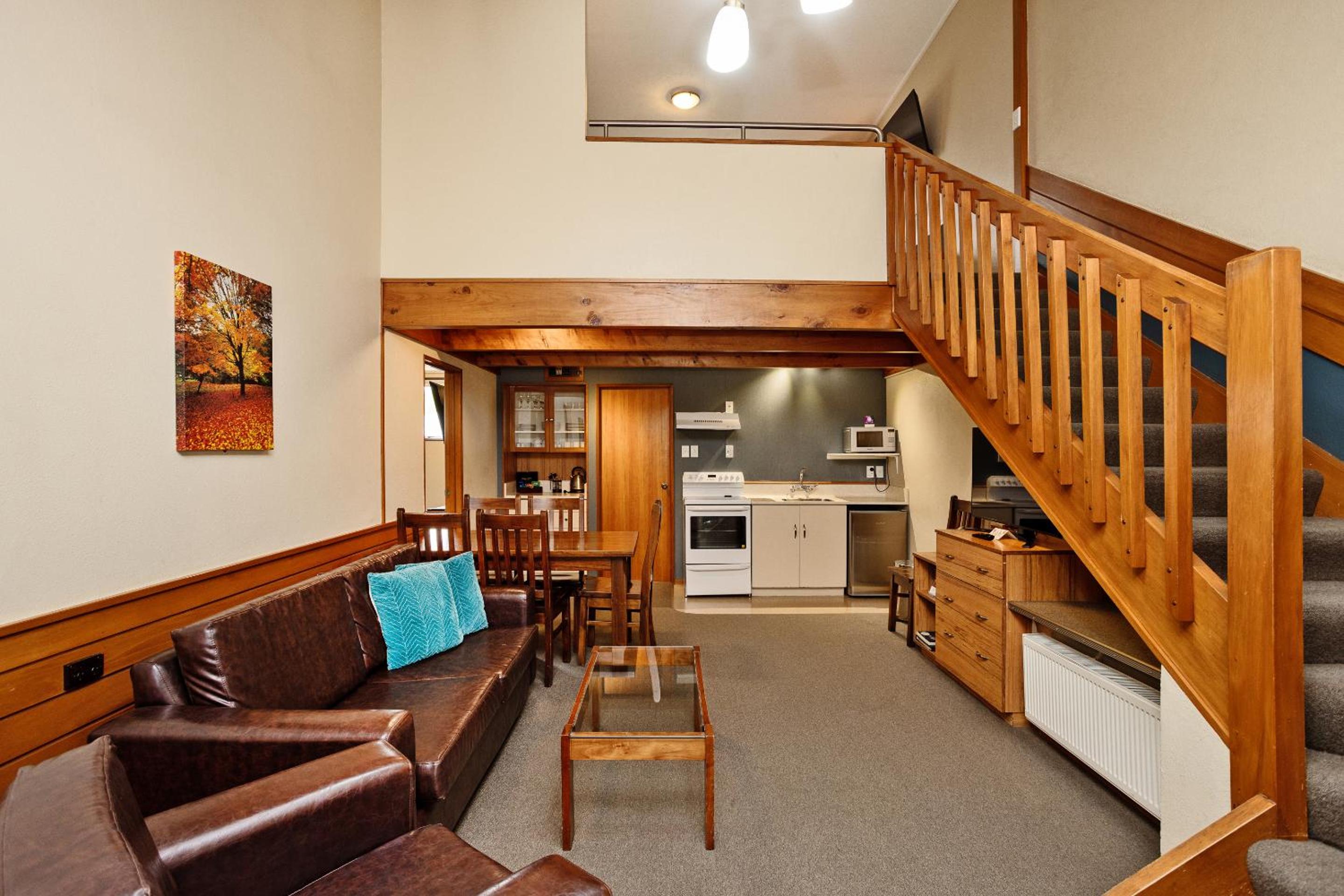 Two-Bedroom Apartment - Photo 9