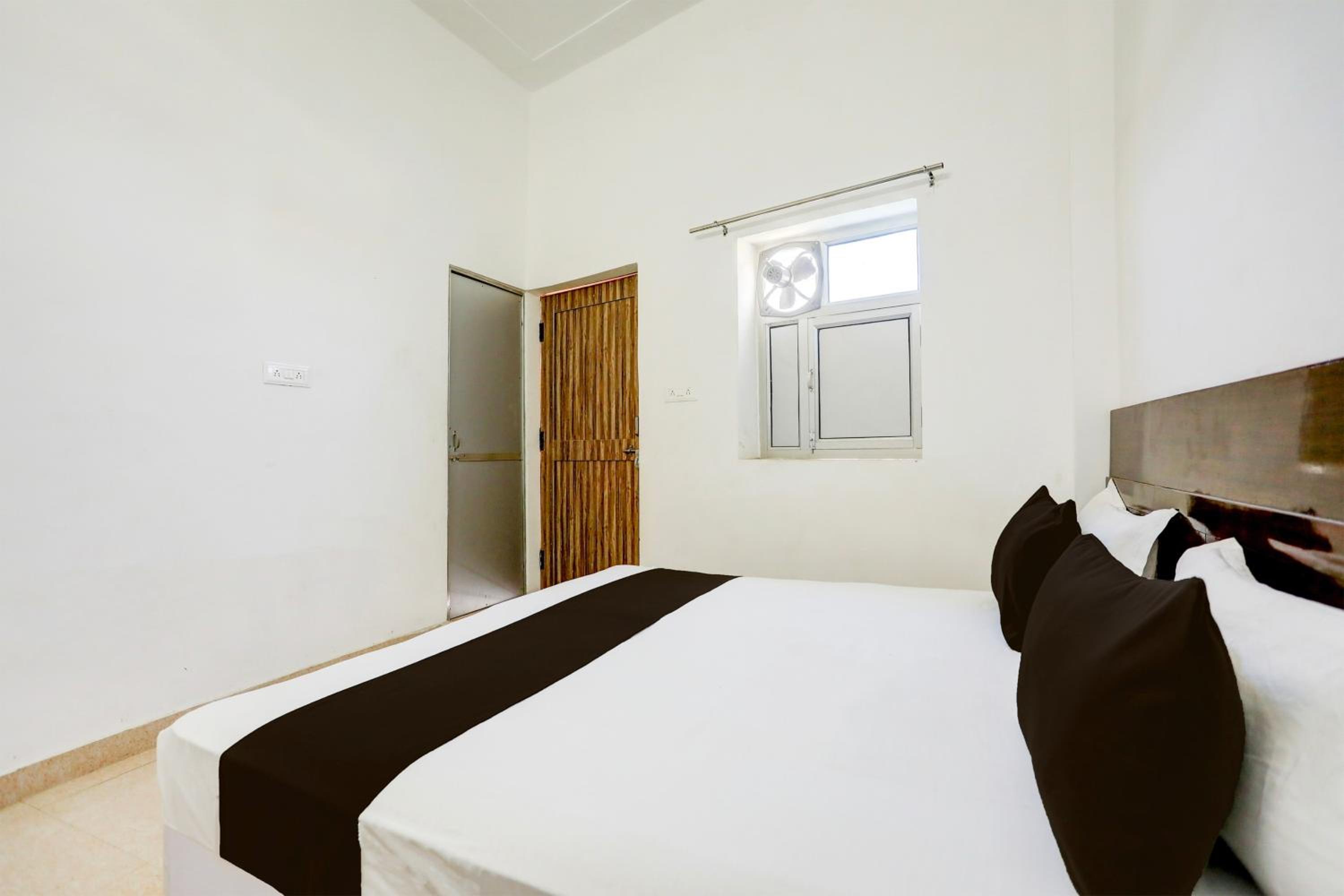 Standard Double Room photo 1