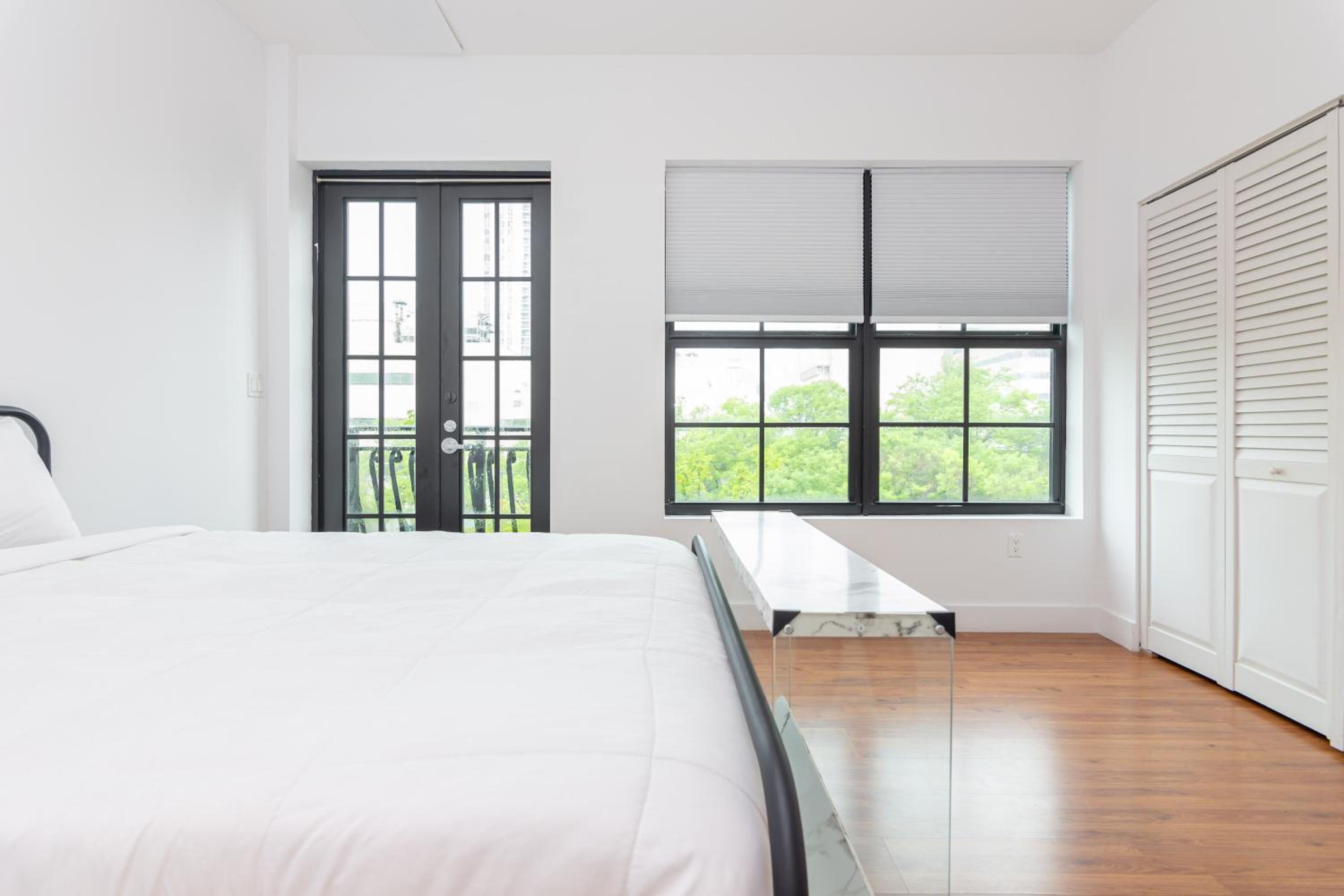 Two-Bedroom Apartment With Balcony photo 3
